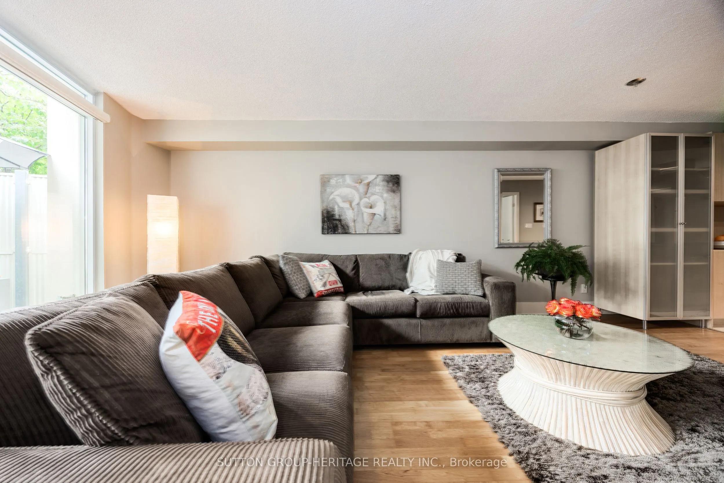 550 Queens Quay W, #126