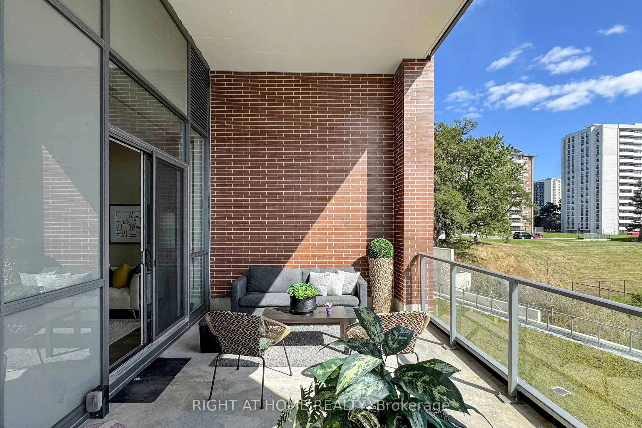 36 Forest Manor Road, #103