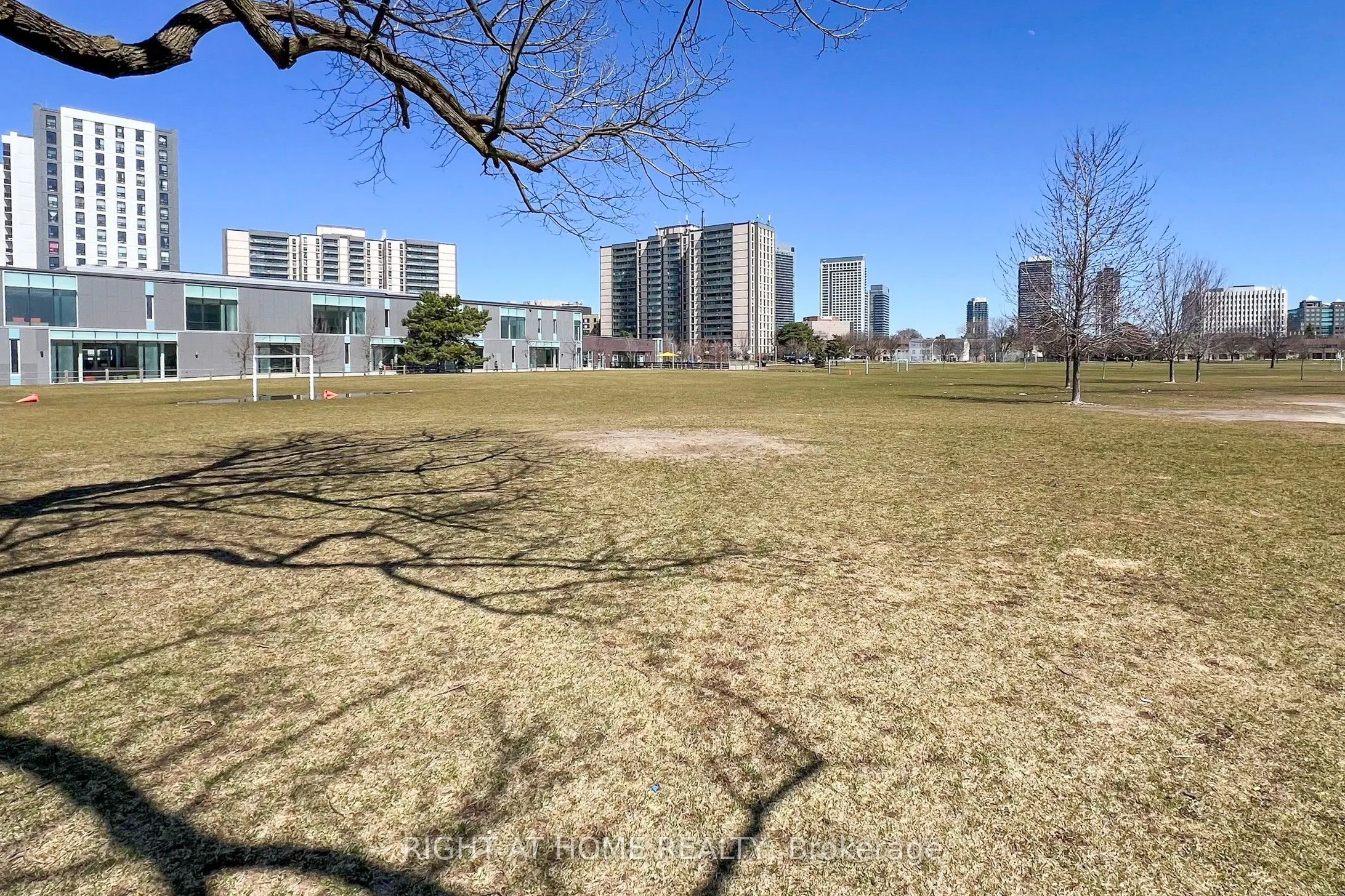36 Forest Manor Road, #103