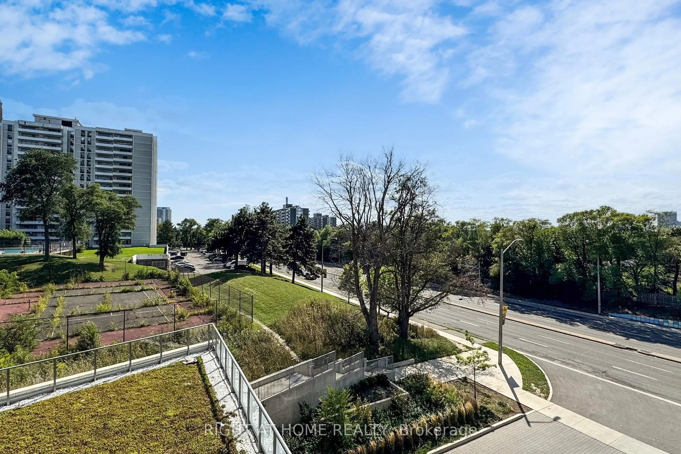 36 Forest Manor Road, #103