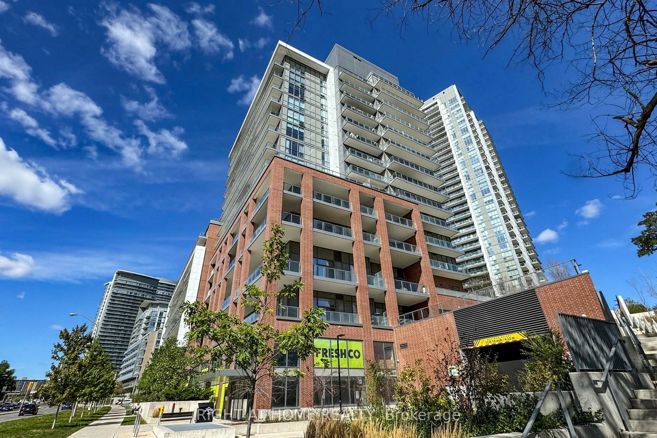 36 Forest Manor Road, #103