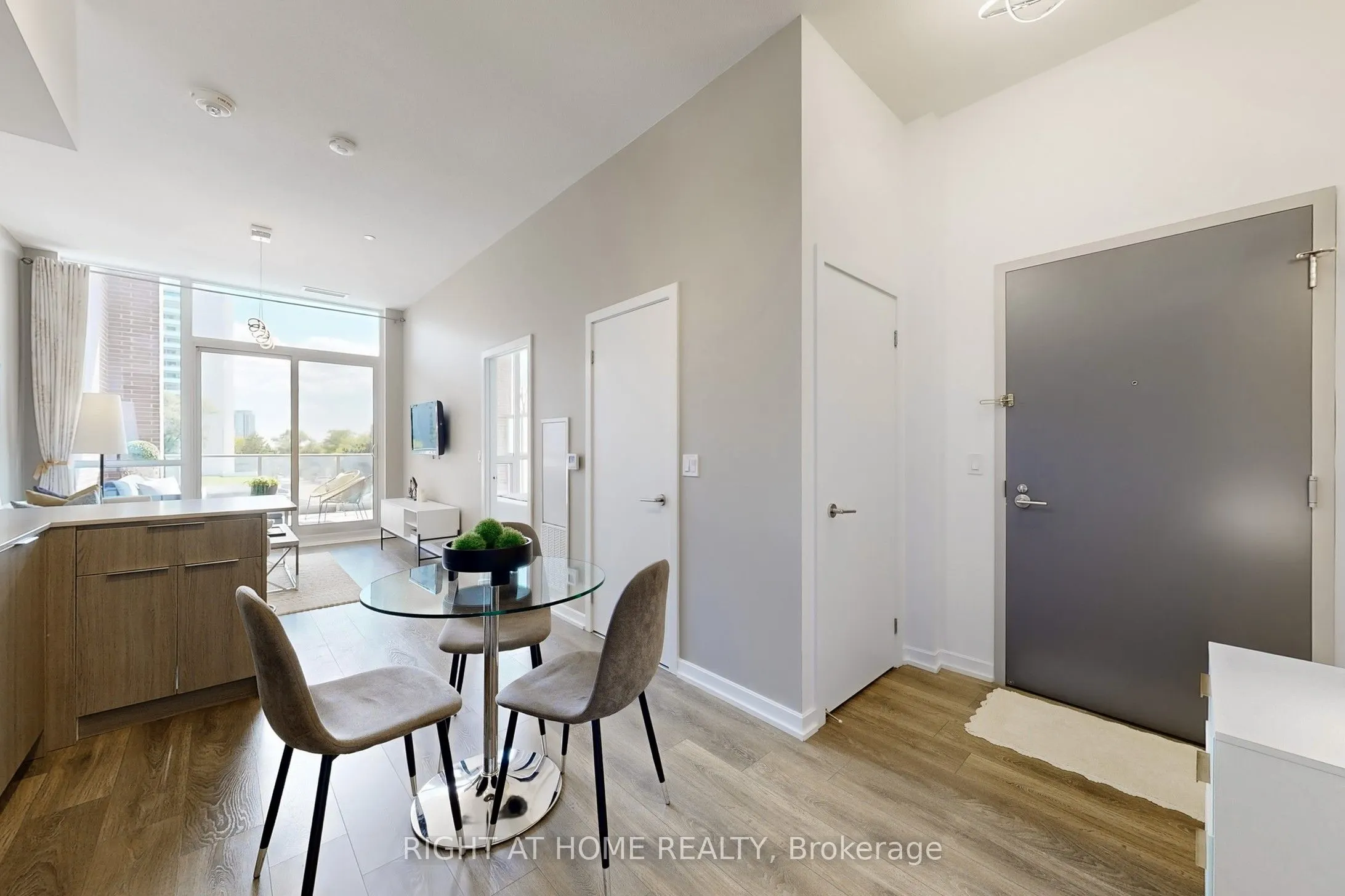 36 Forest Manor Road, #103