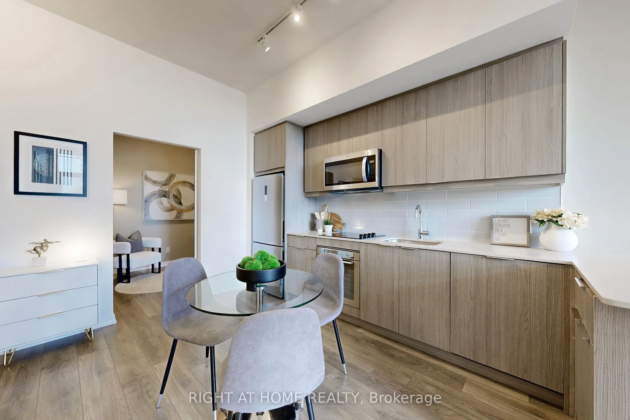 36 Forest Manor Road, #103