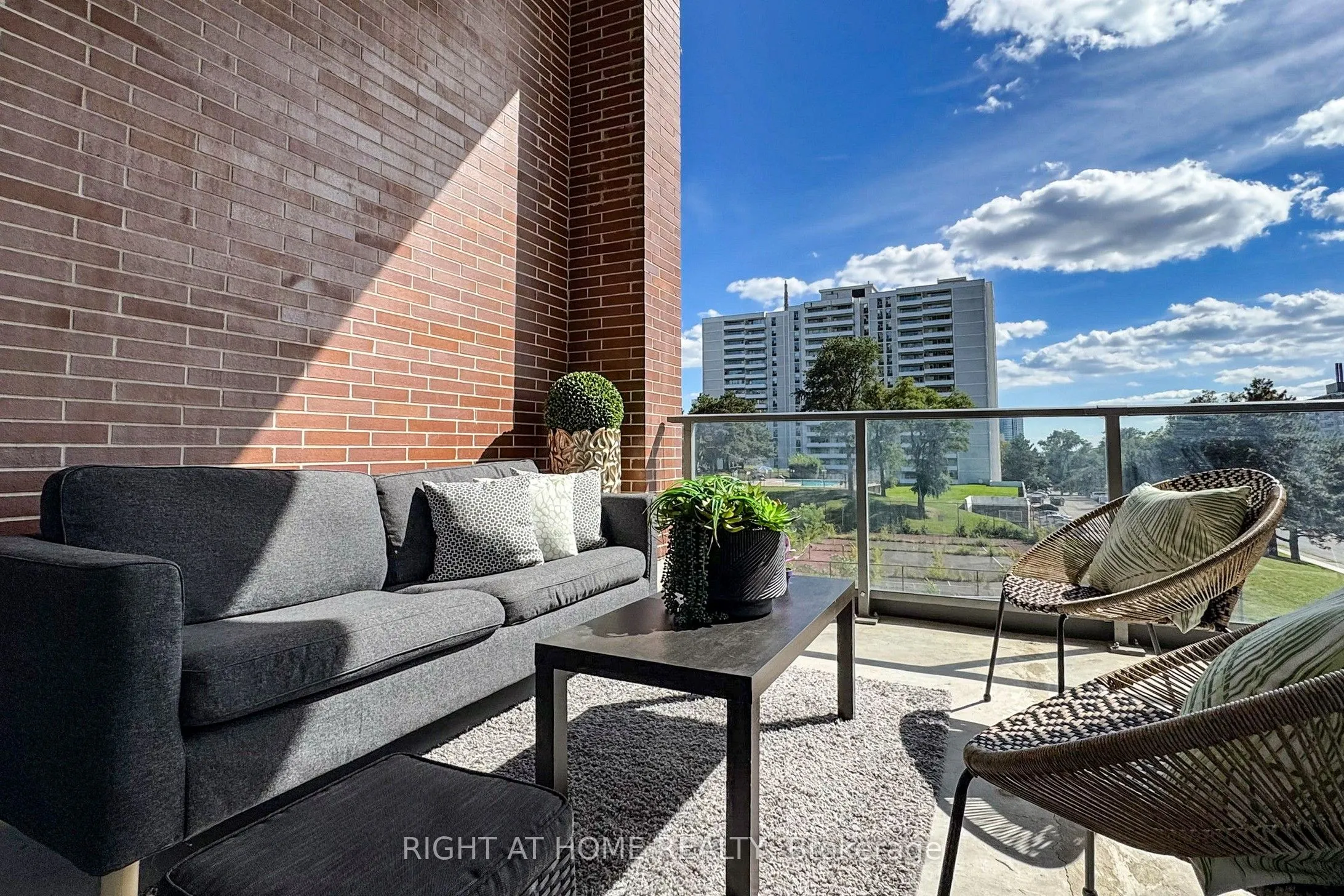 36 Forest Manor Road, #103