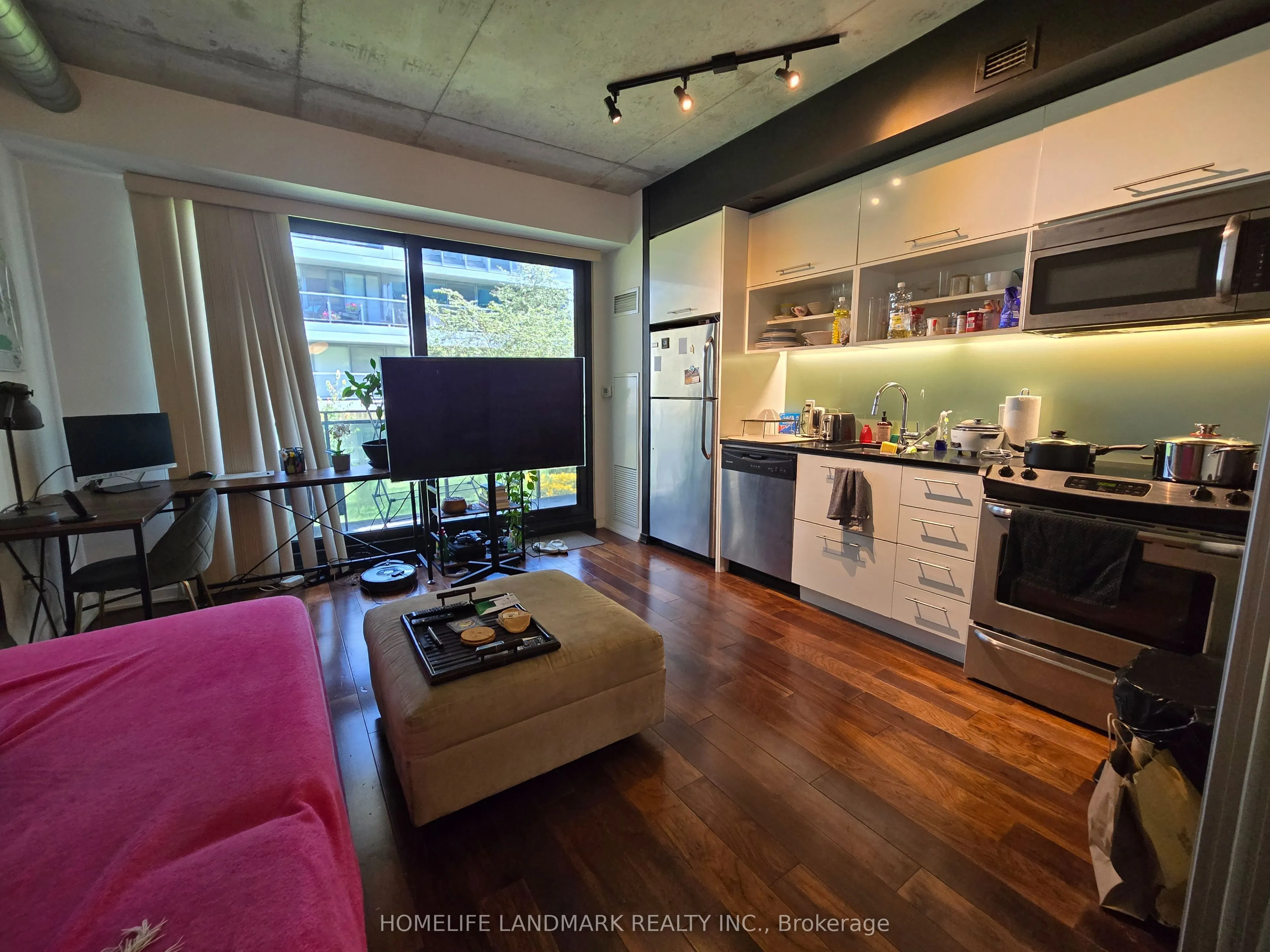 47 Lower River Street, #450