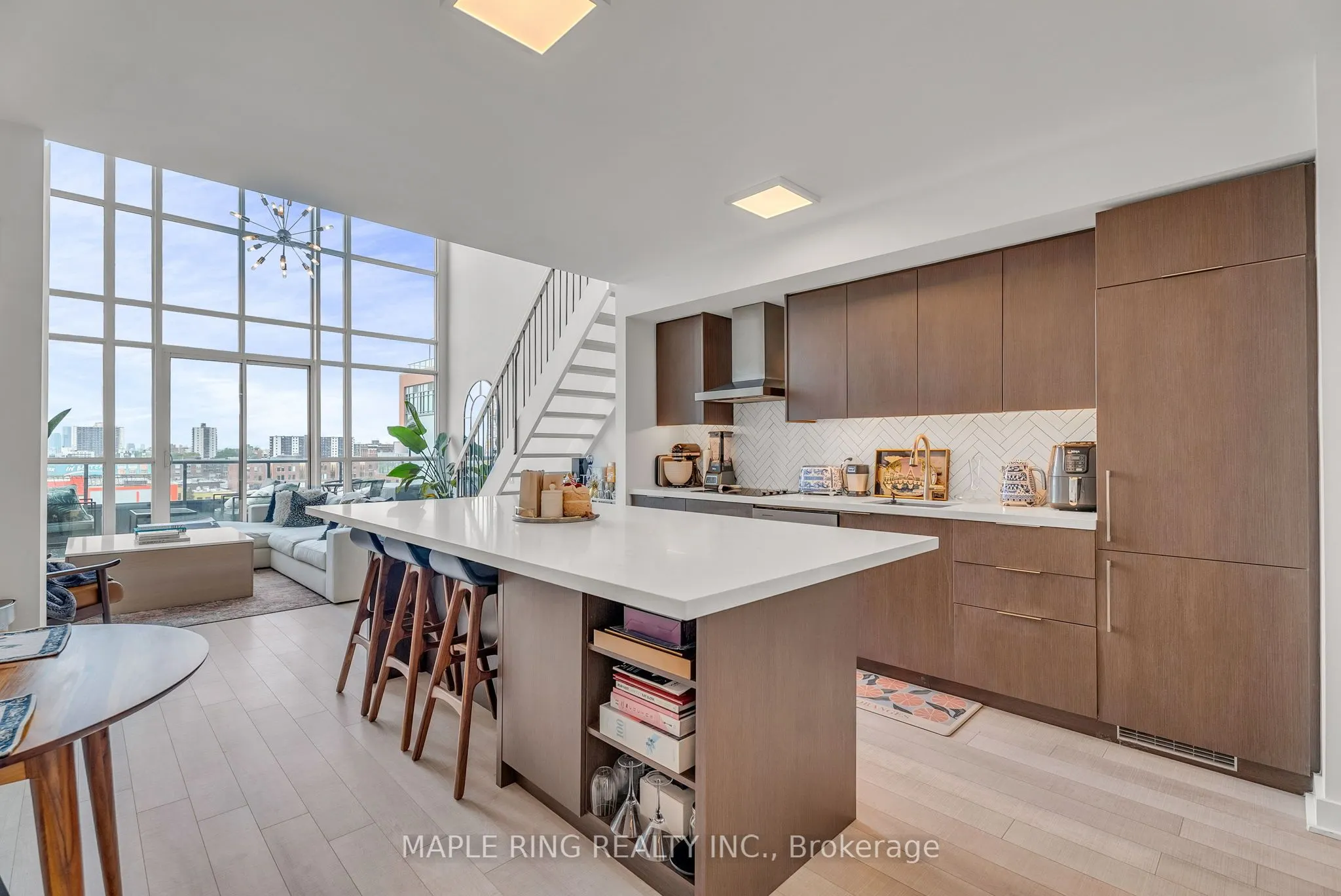 5 Hanna Avenue, #745