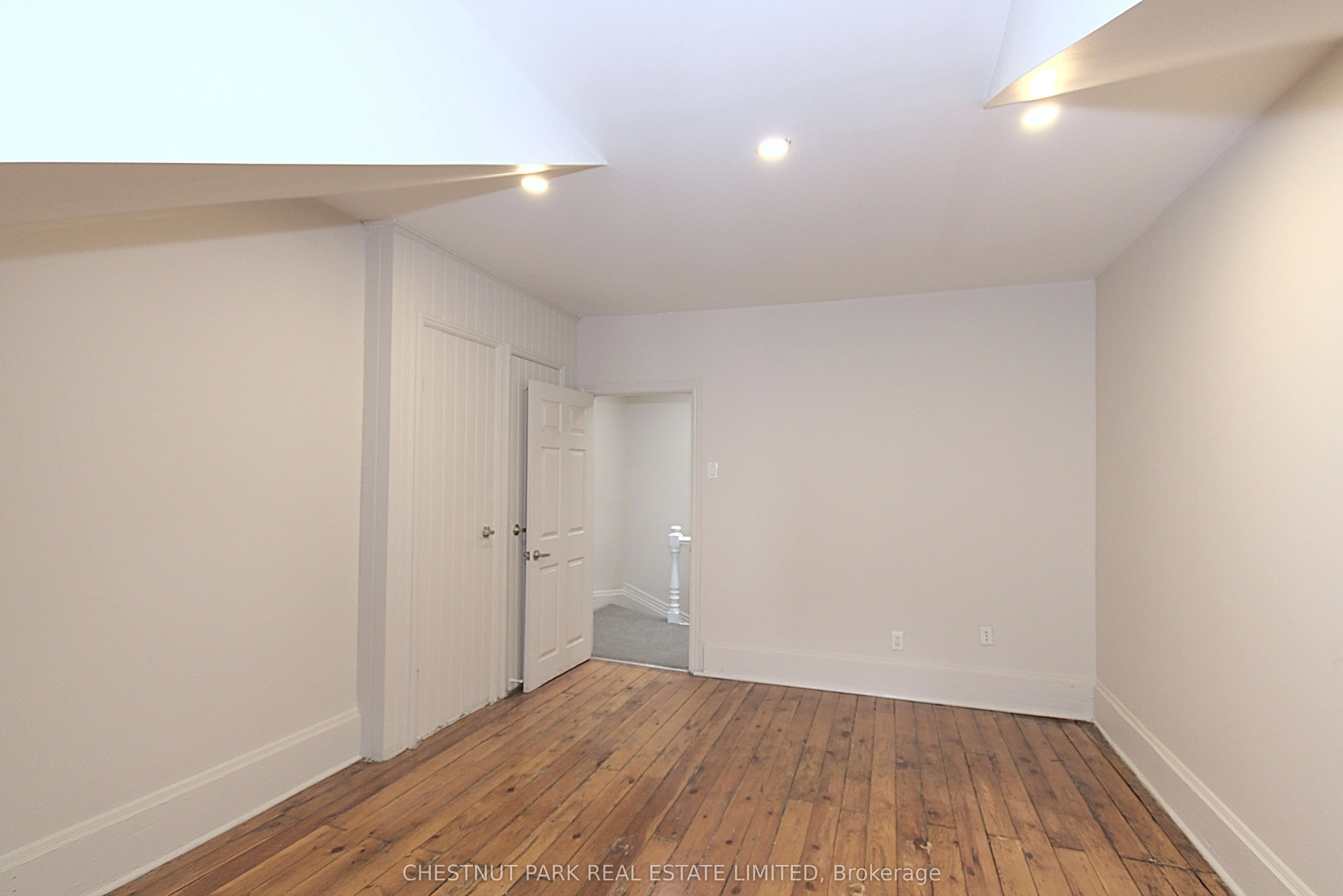 342 Jarvis Street, #Unit 5