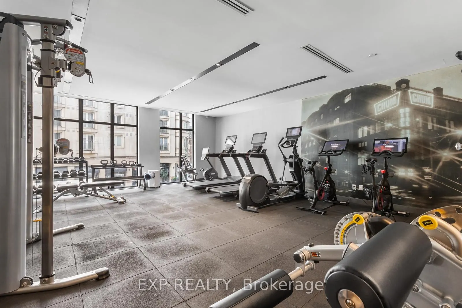 6 Jackes Avenue, #408