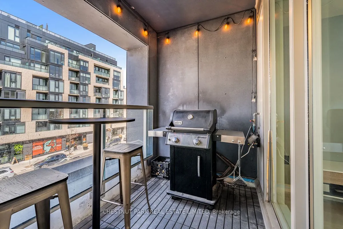 835 St. Clair Avenue W, #304
