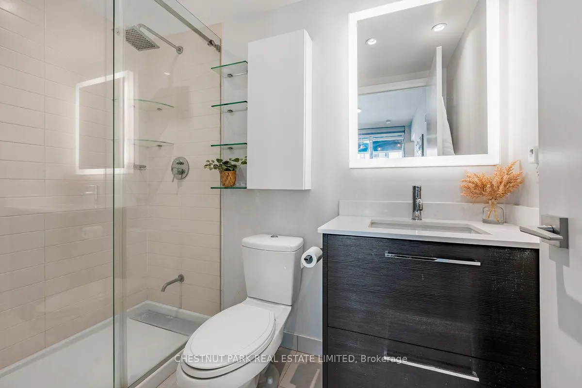 835 St. Clair Avenue W, #304