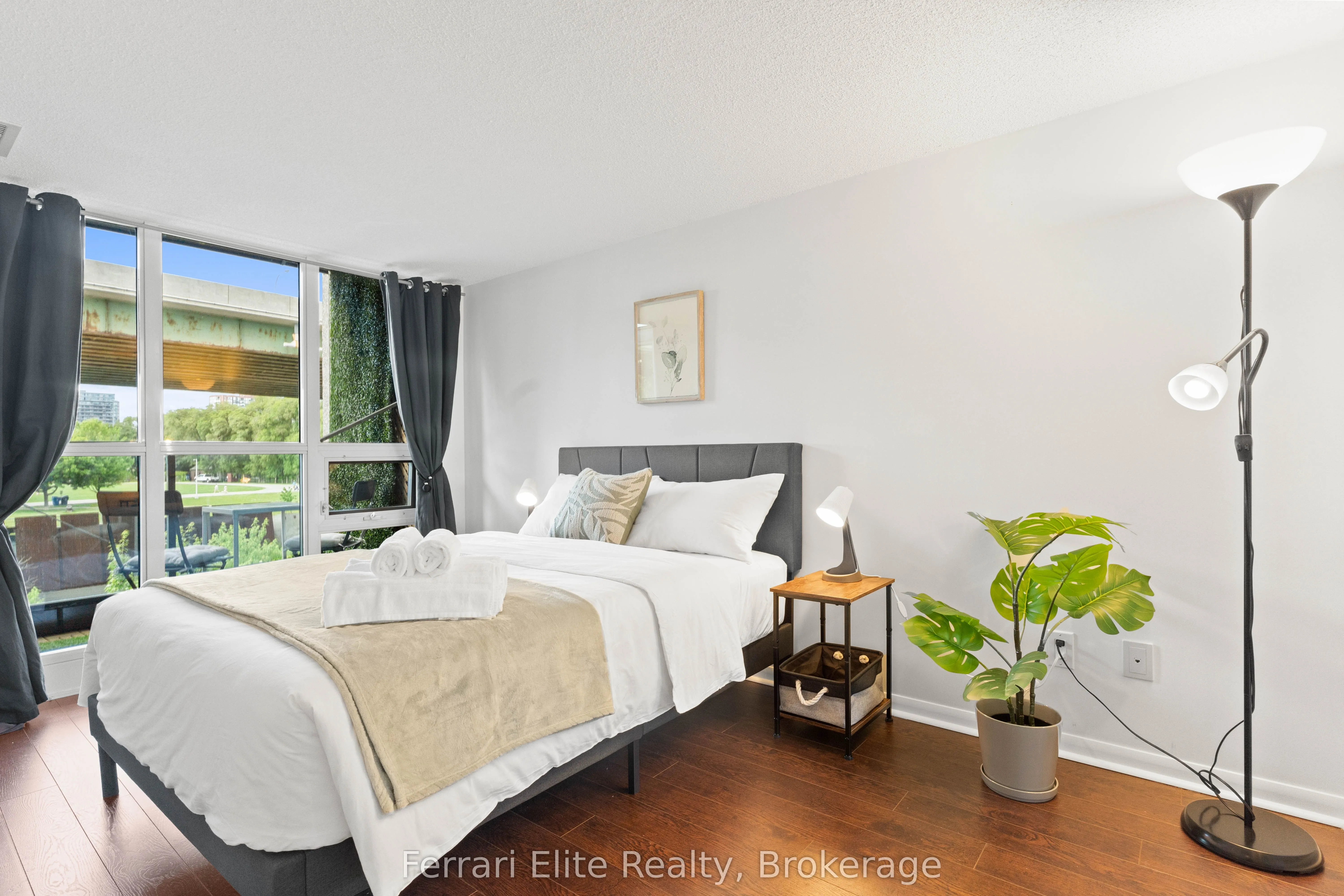 231 Fort York Boulevard, #427