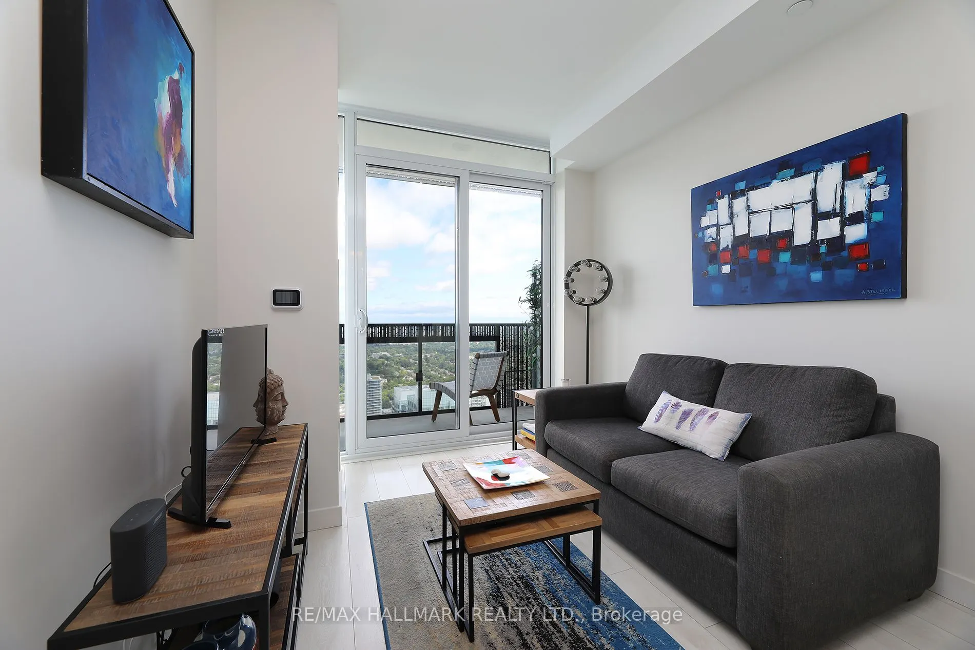 8 Eglinton Avenue E, #5009