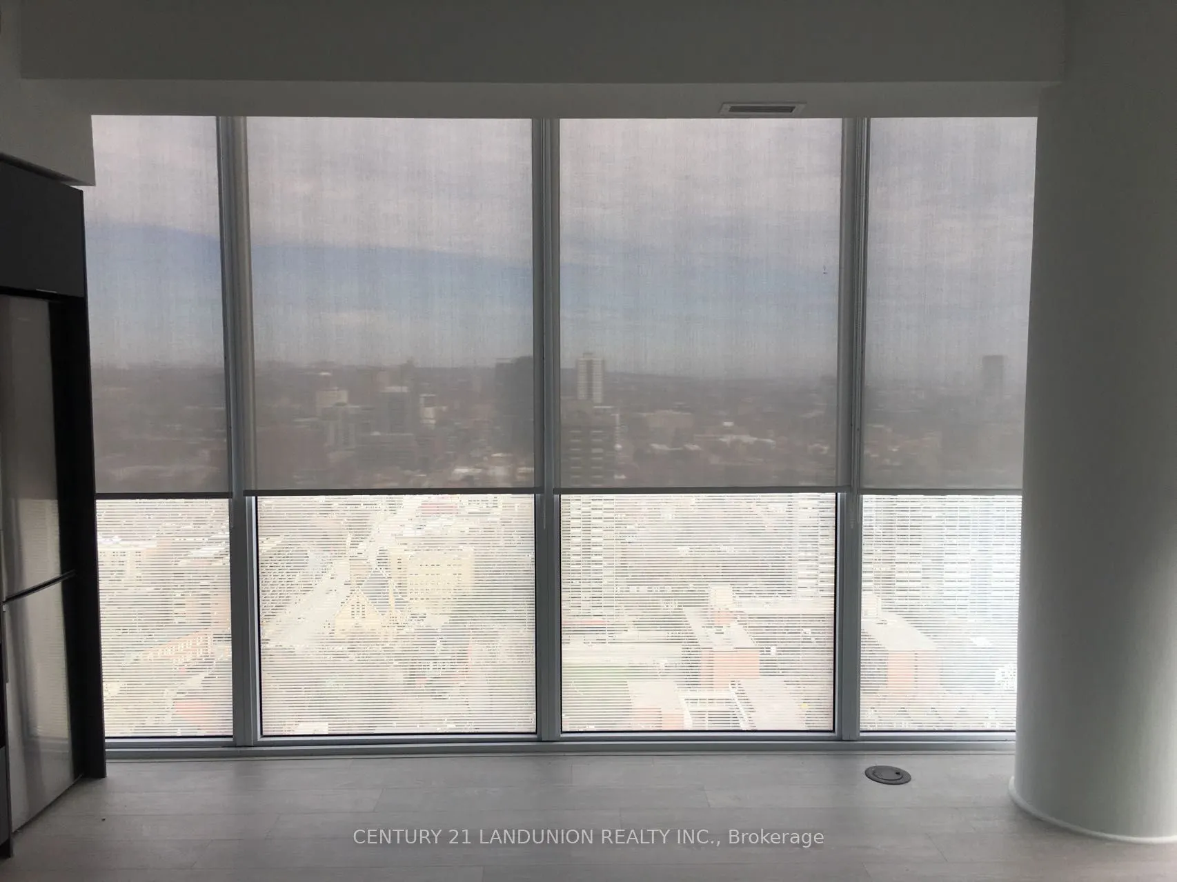 181 Dundas Street E, #2905