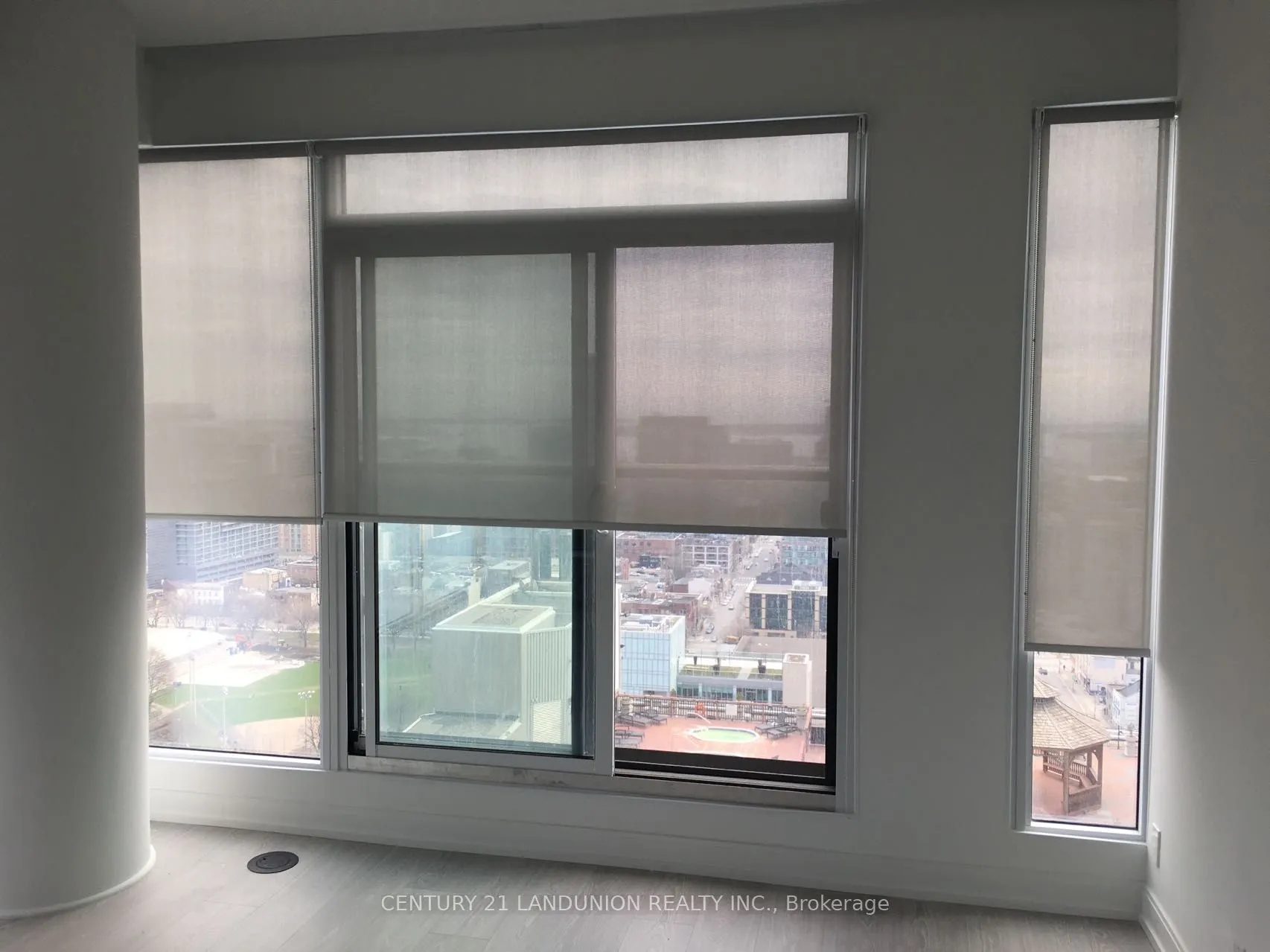 181 Dundas Street E, #2905