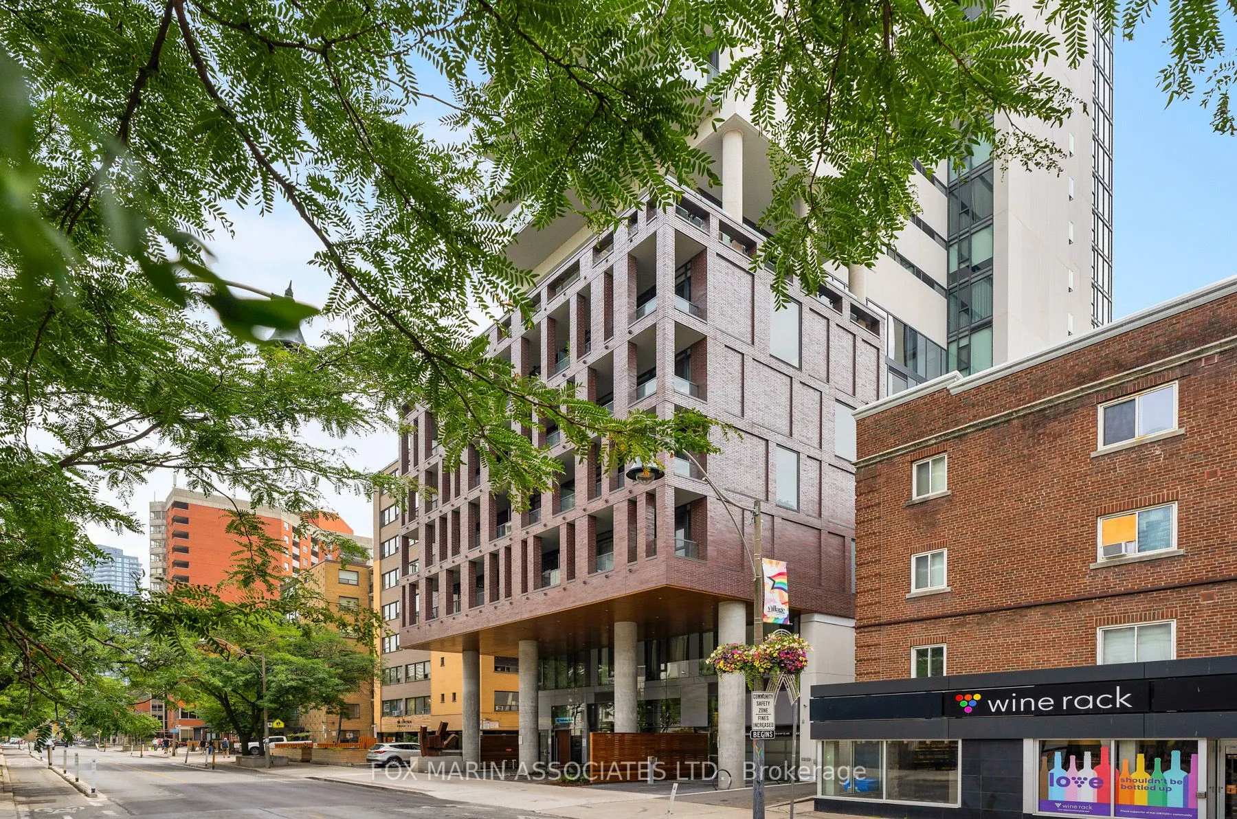 81 Wellesley Street E, #1107