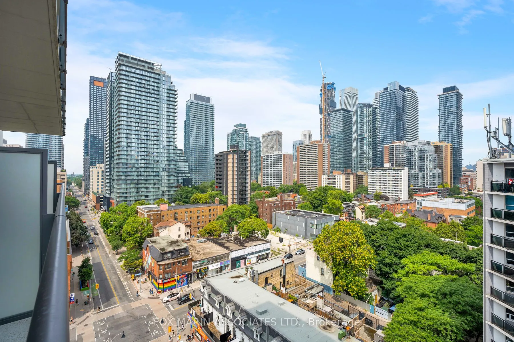 81 Wellesley Street E, #1107