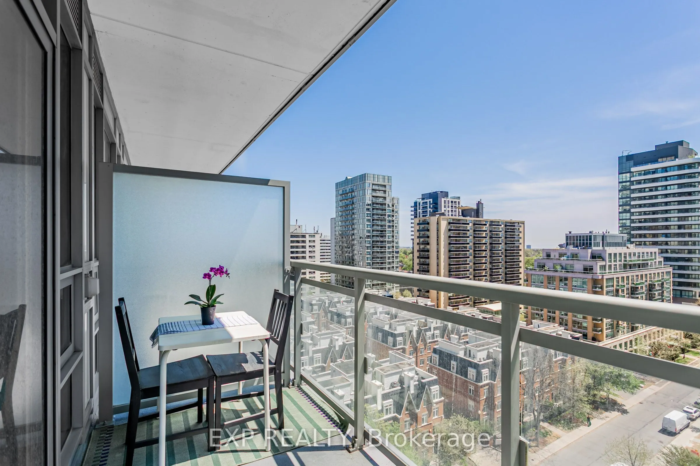 98 Lillian Street, #1018