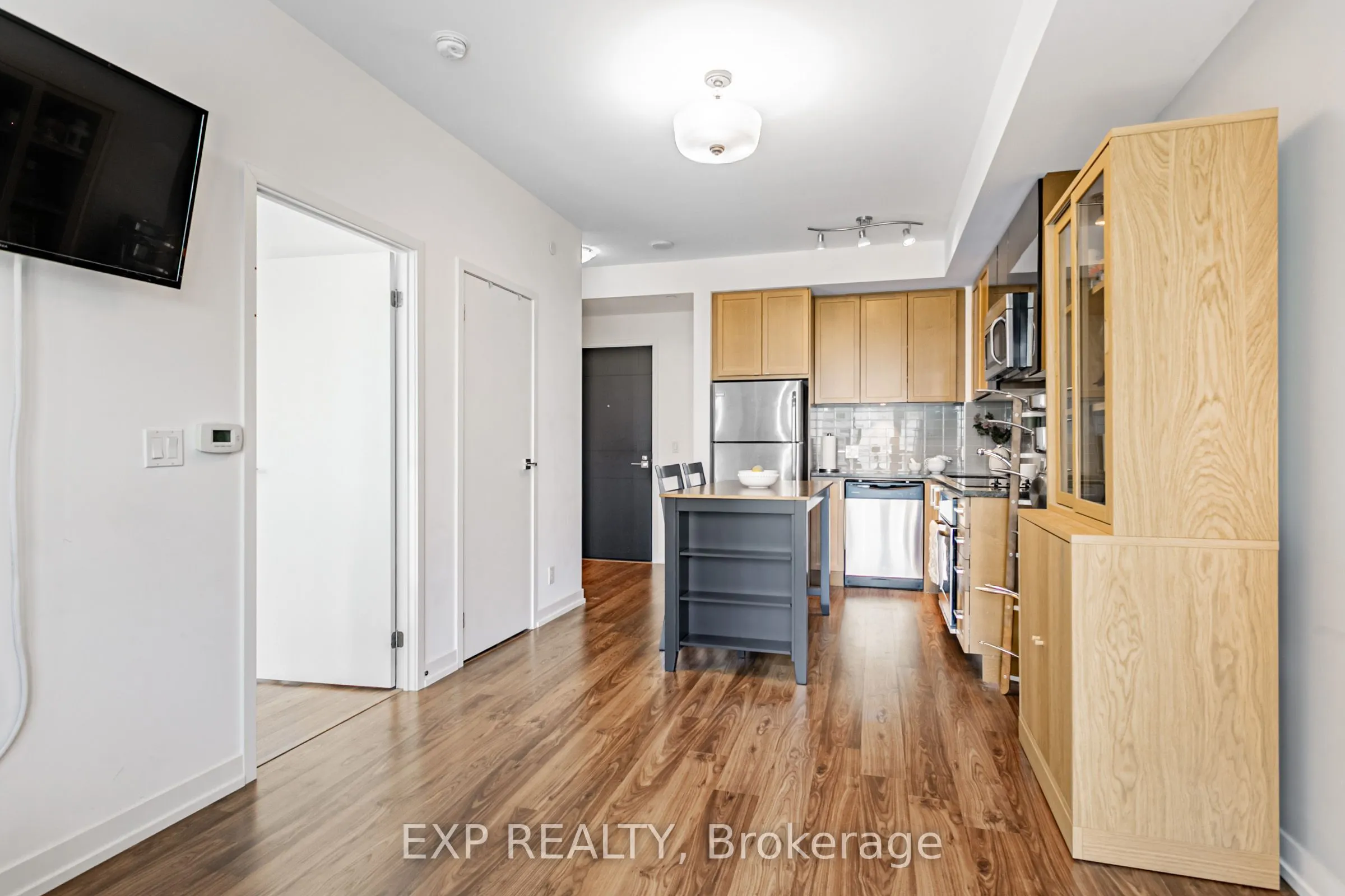 98 Lillian Street, #1018