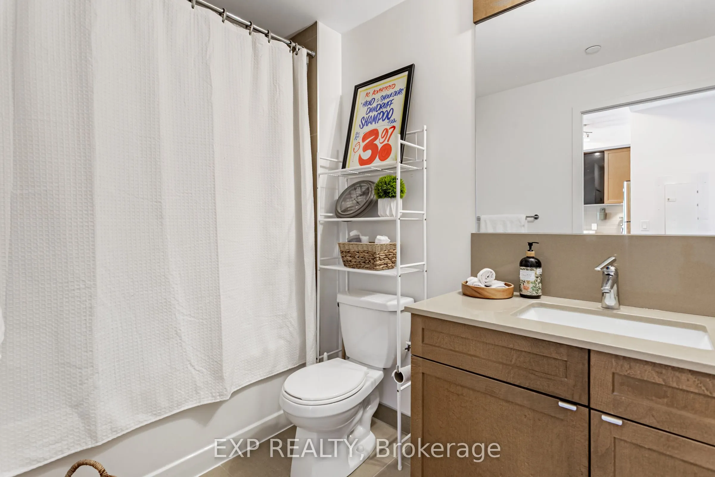 98 Lillian Street, #1018