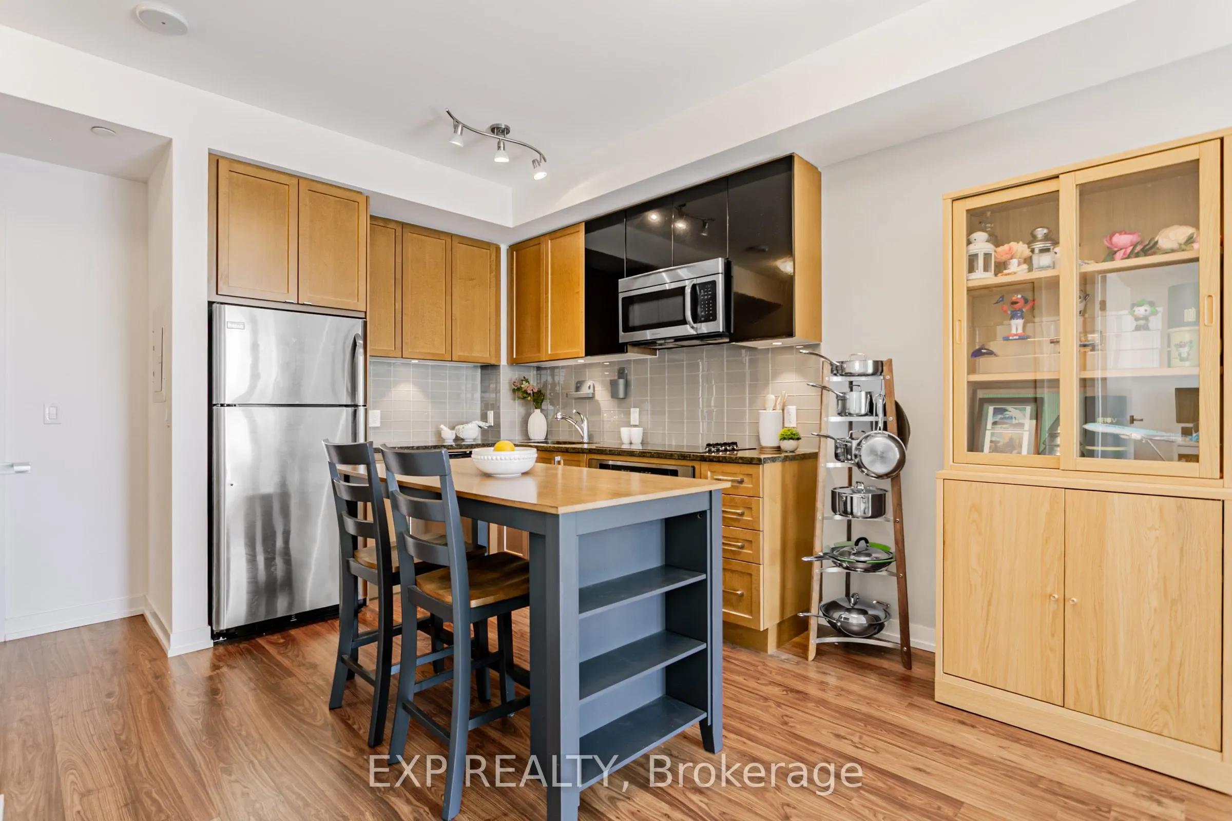 98 Lillian Street, #1018