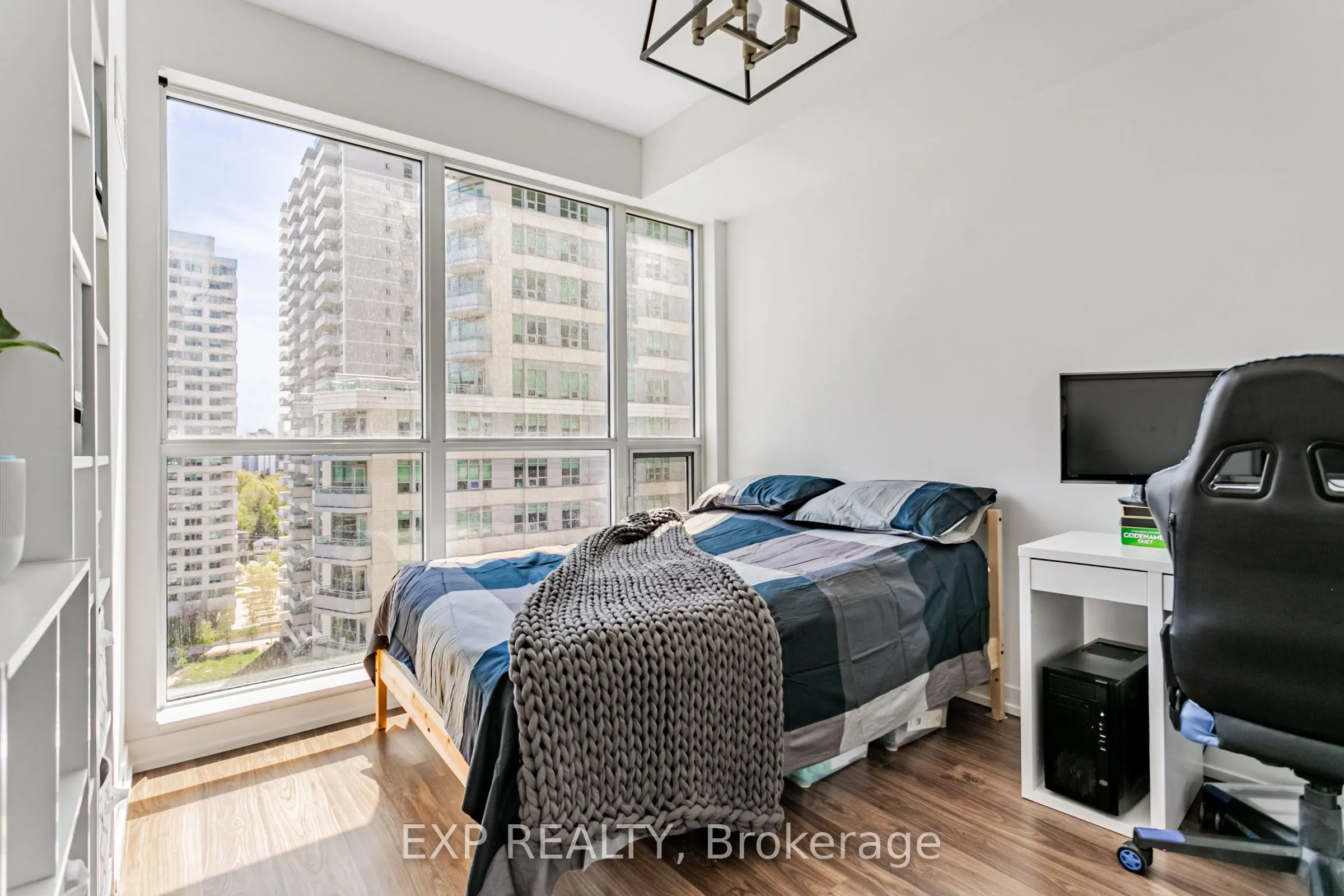 98 Lillian Street, #1018