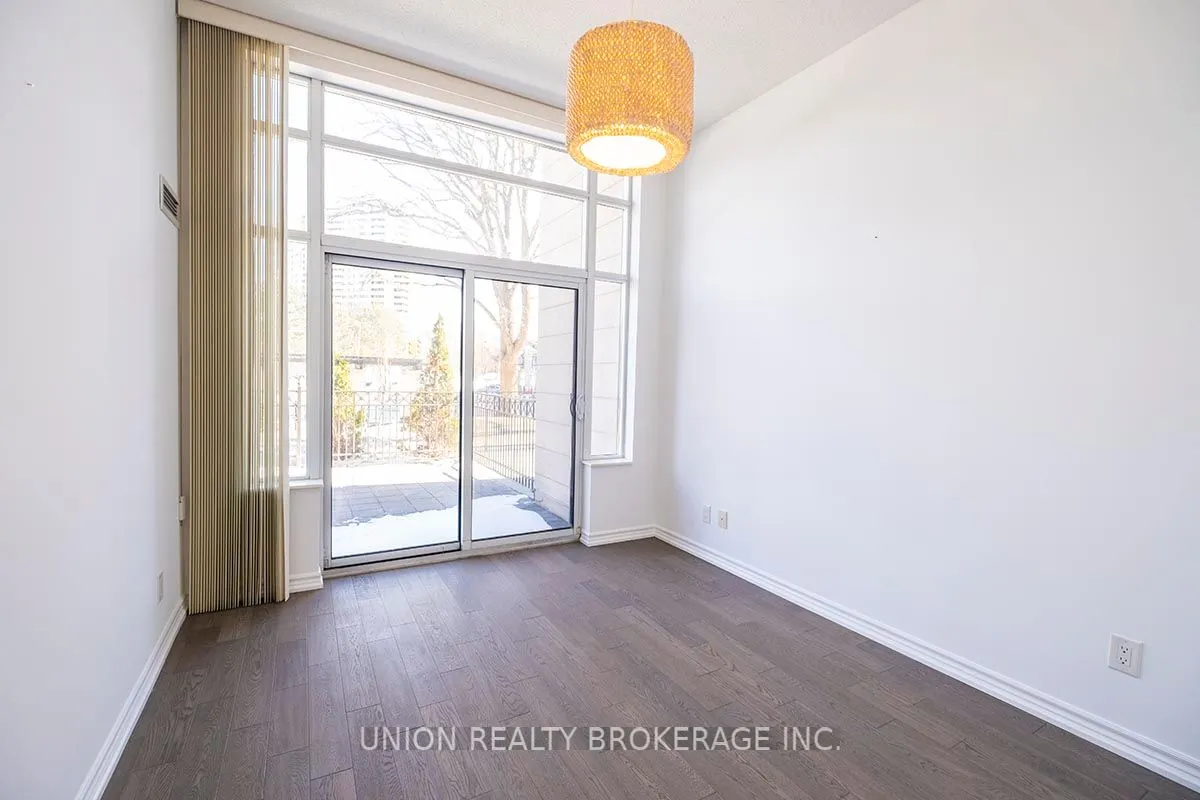133 Wynford Drive, #105
