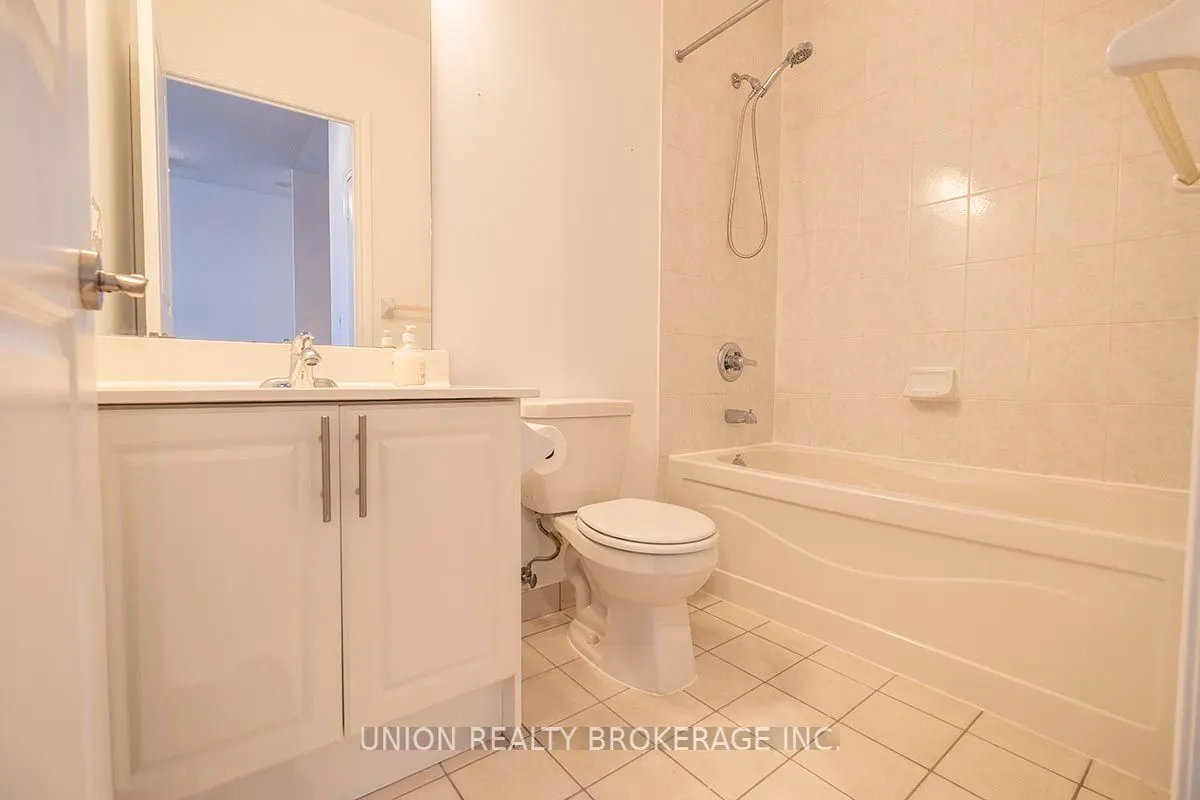 133 Wynford Drive, #105