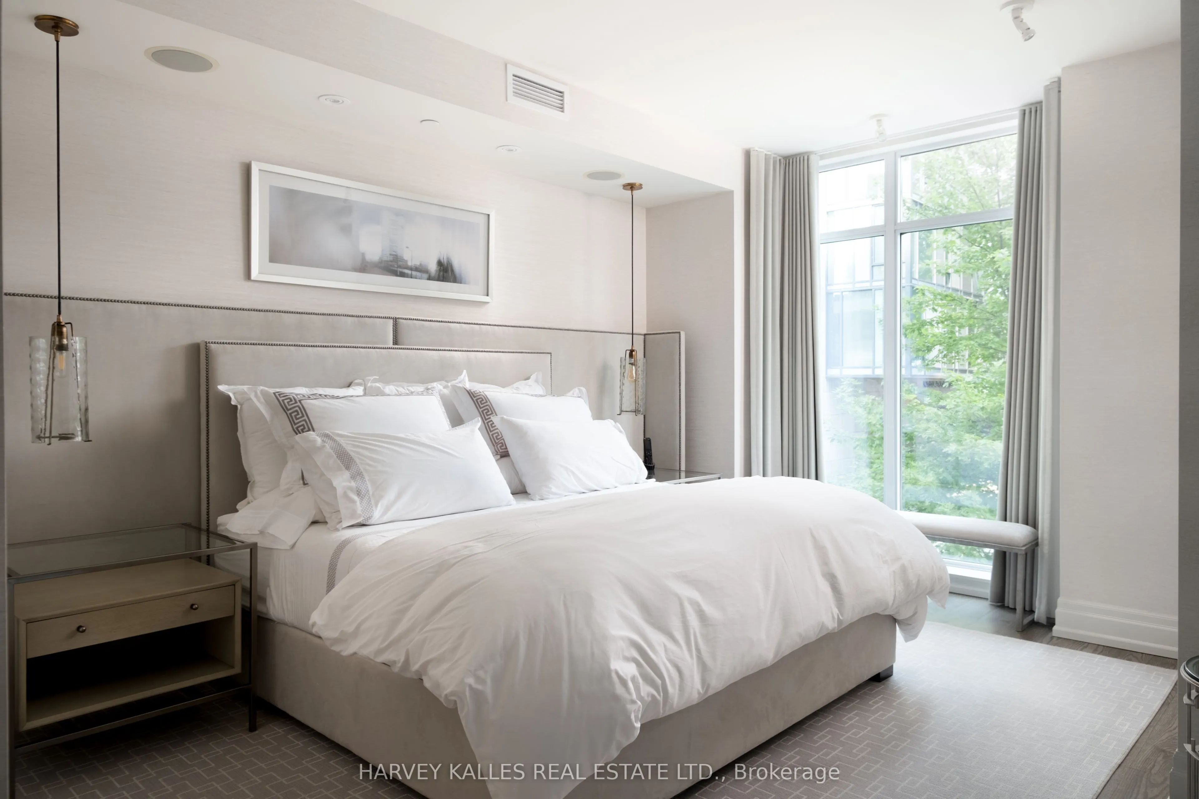 127 Pears Avenue, #5