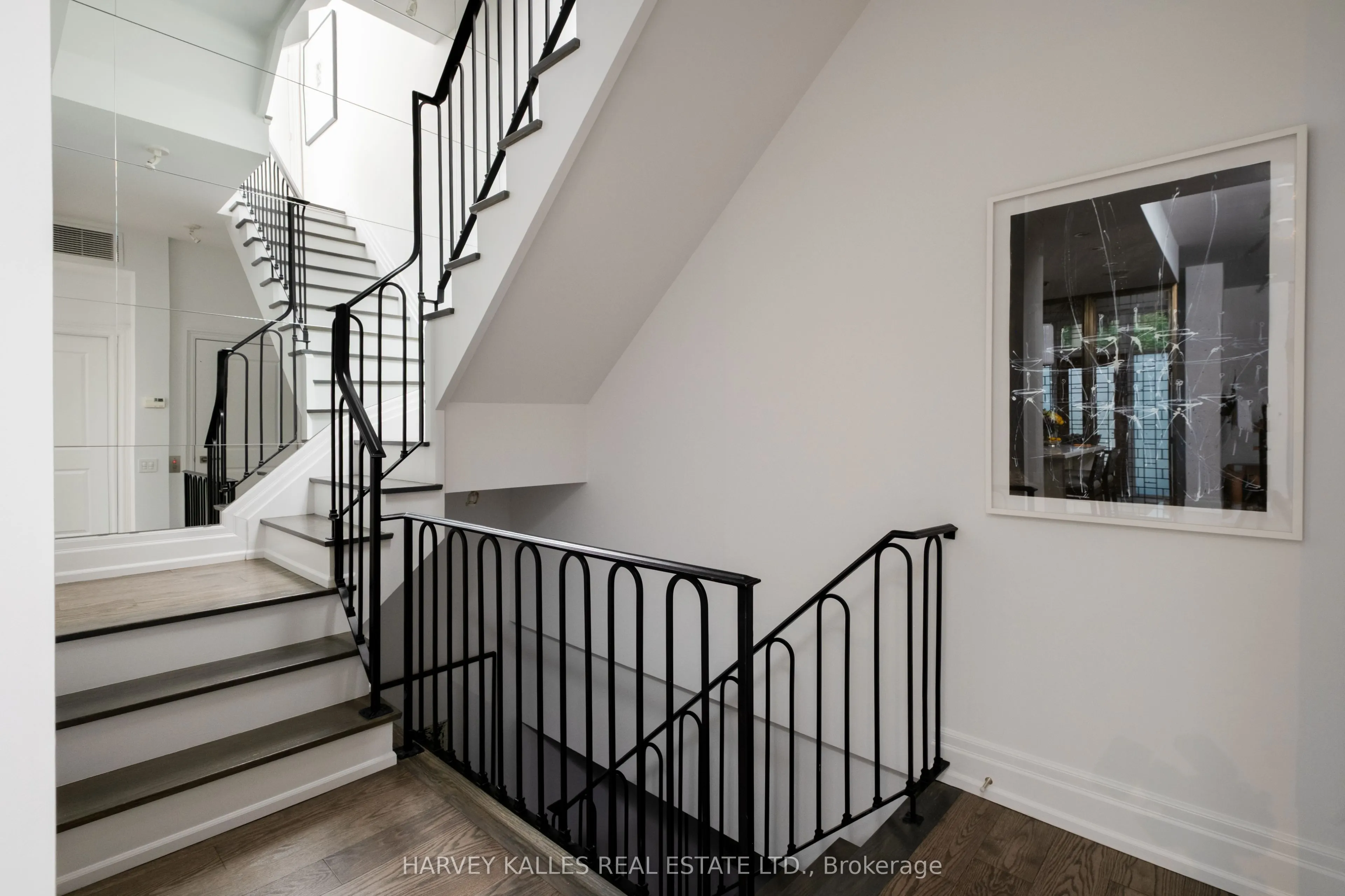 127 Pears Avenue, #5