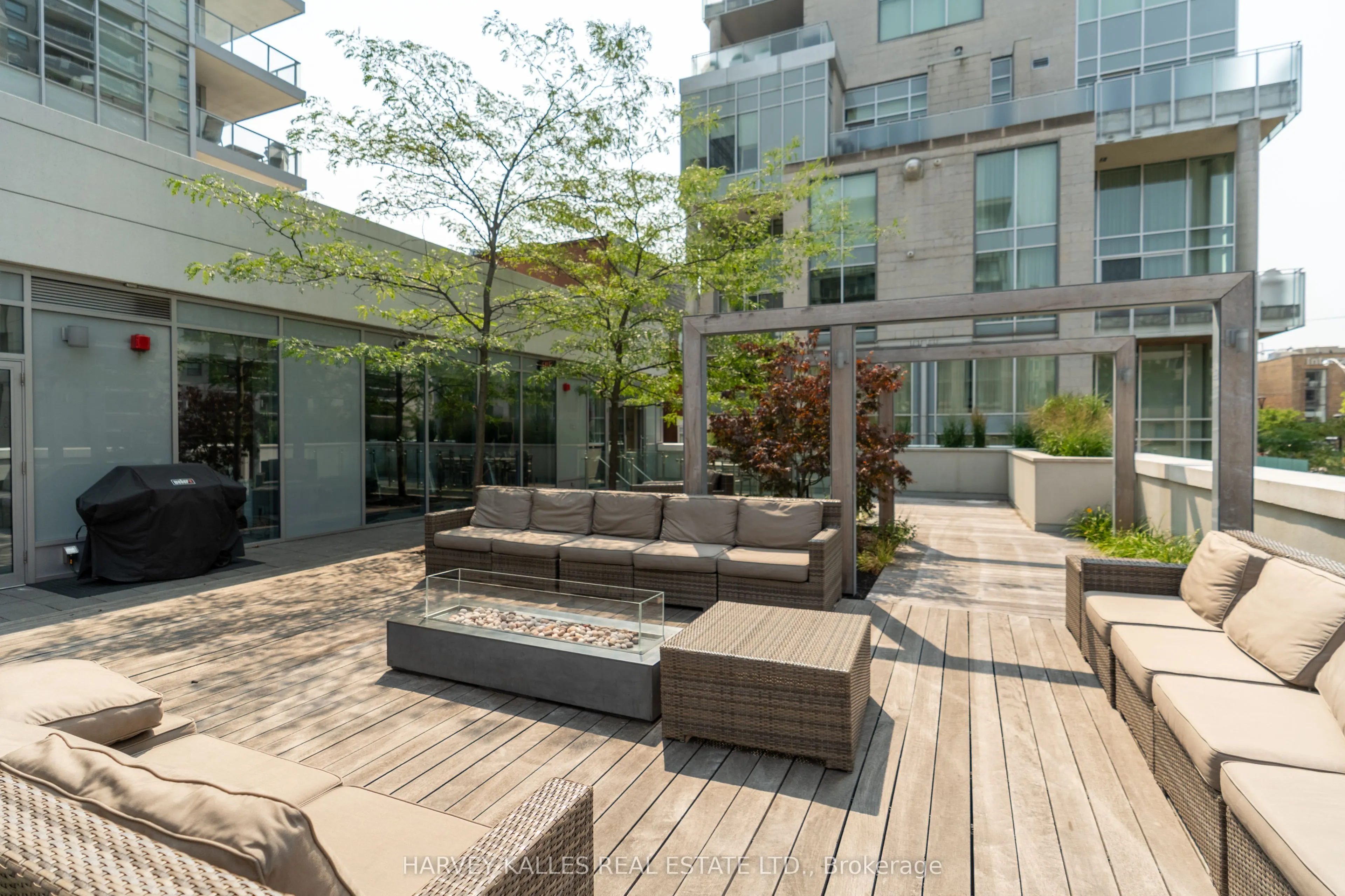 127 Pears Avenue, #5