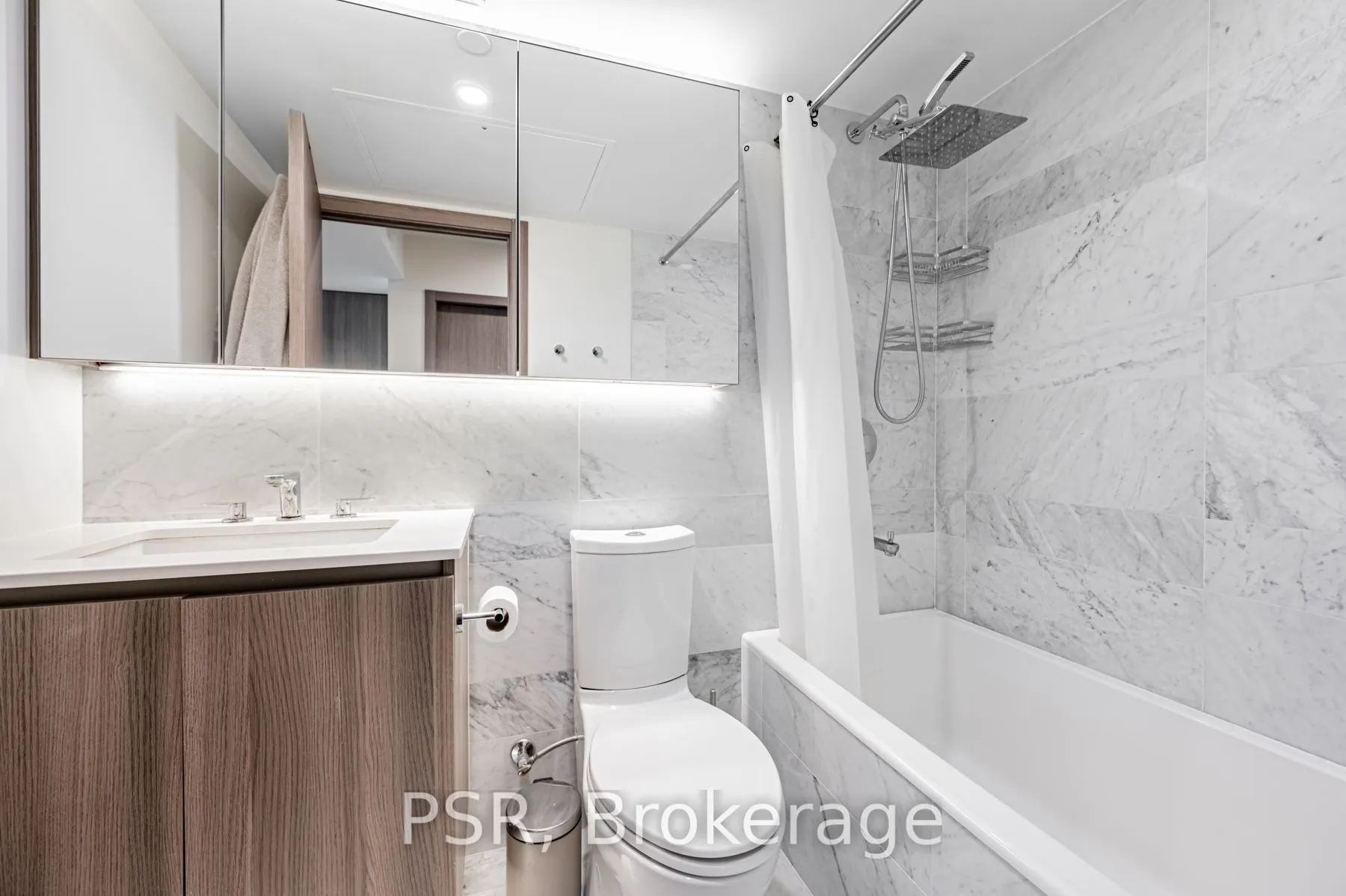 19 Bathurst Street, #2310