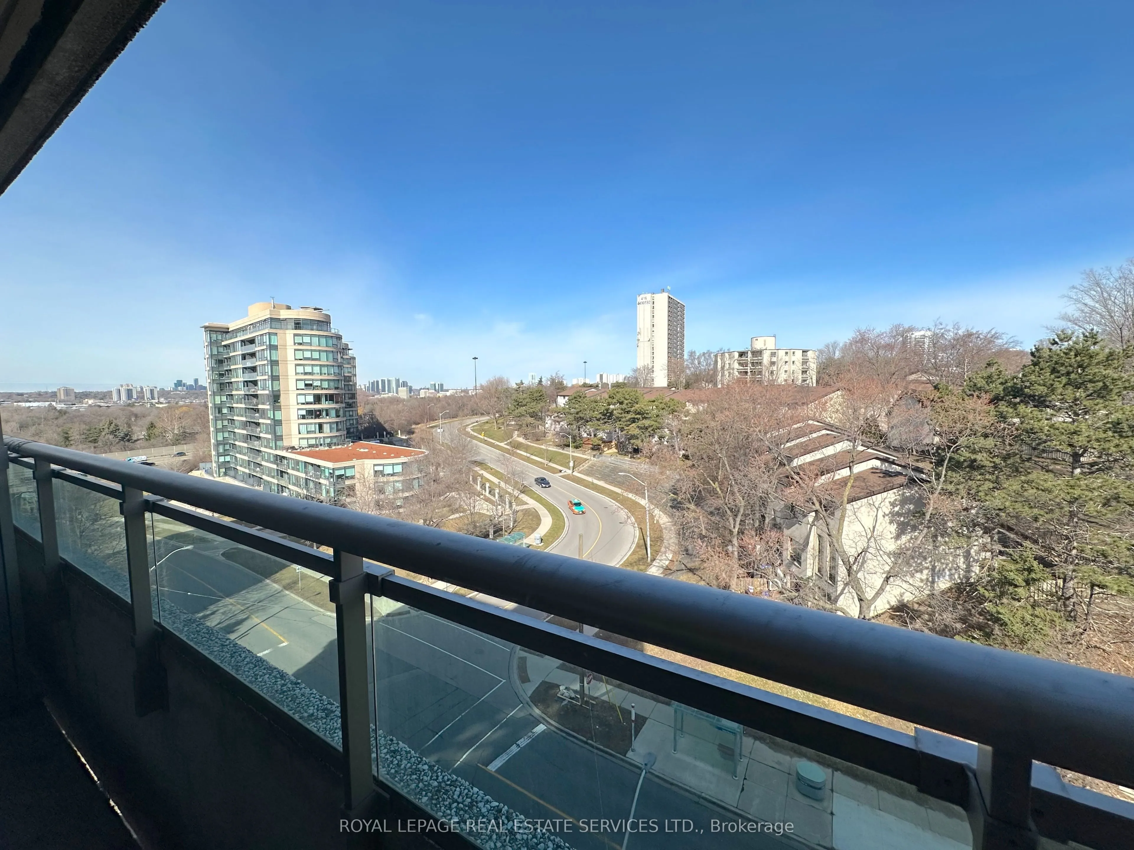 17 Brookbanks Drive, #703
