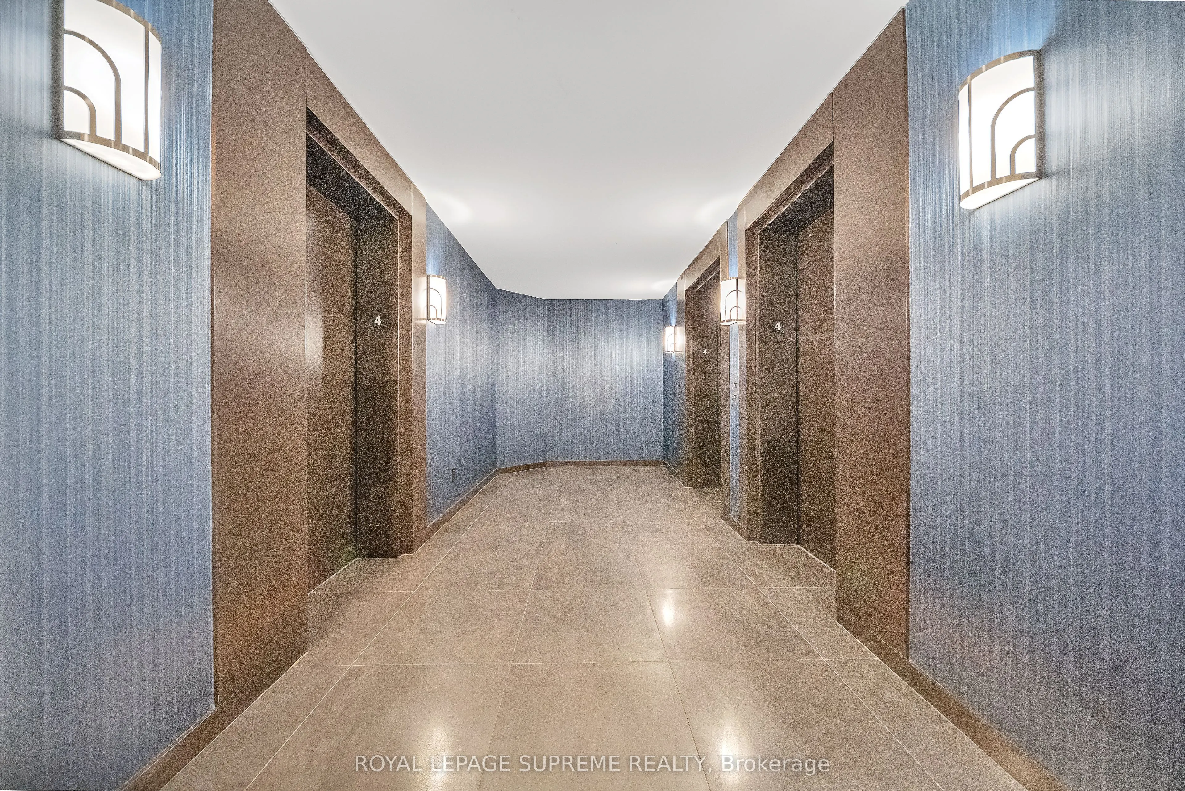 550 Queens Quay W, #416