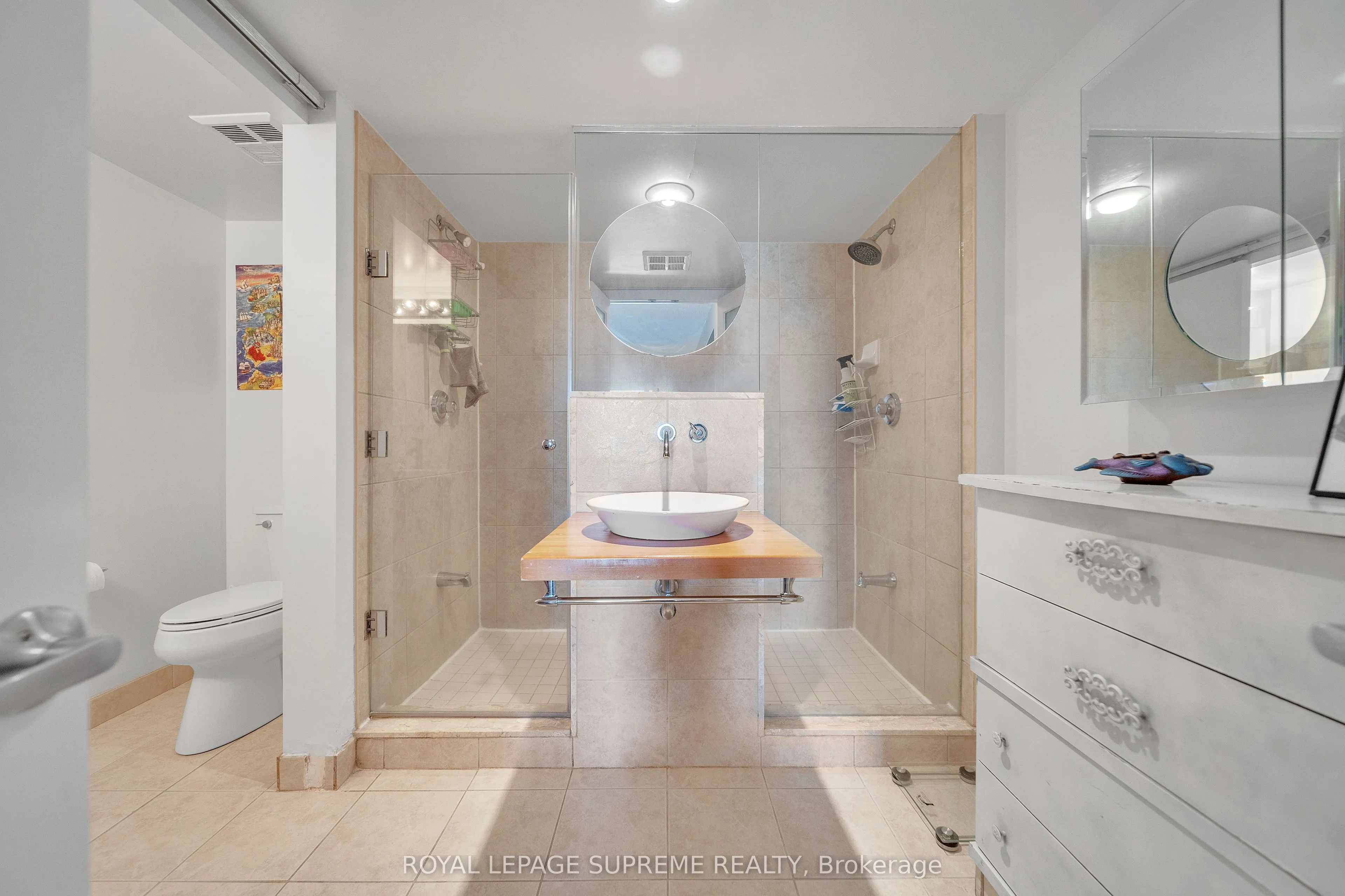 550 Queens Quay W, #416