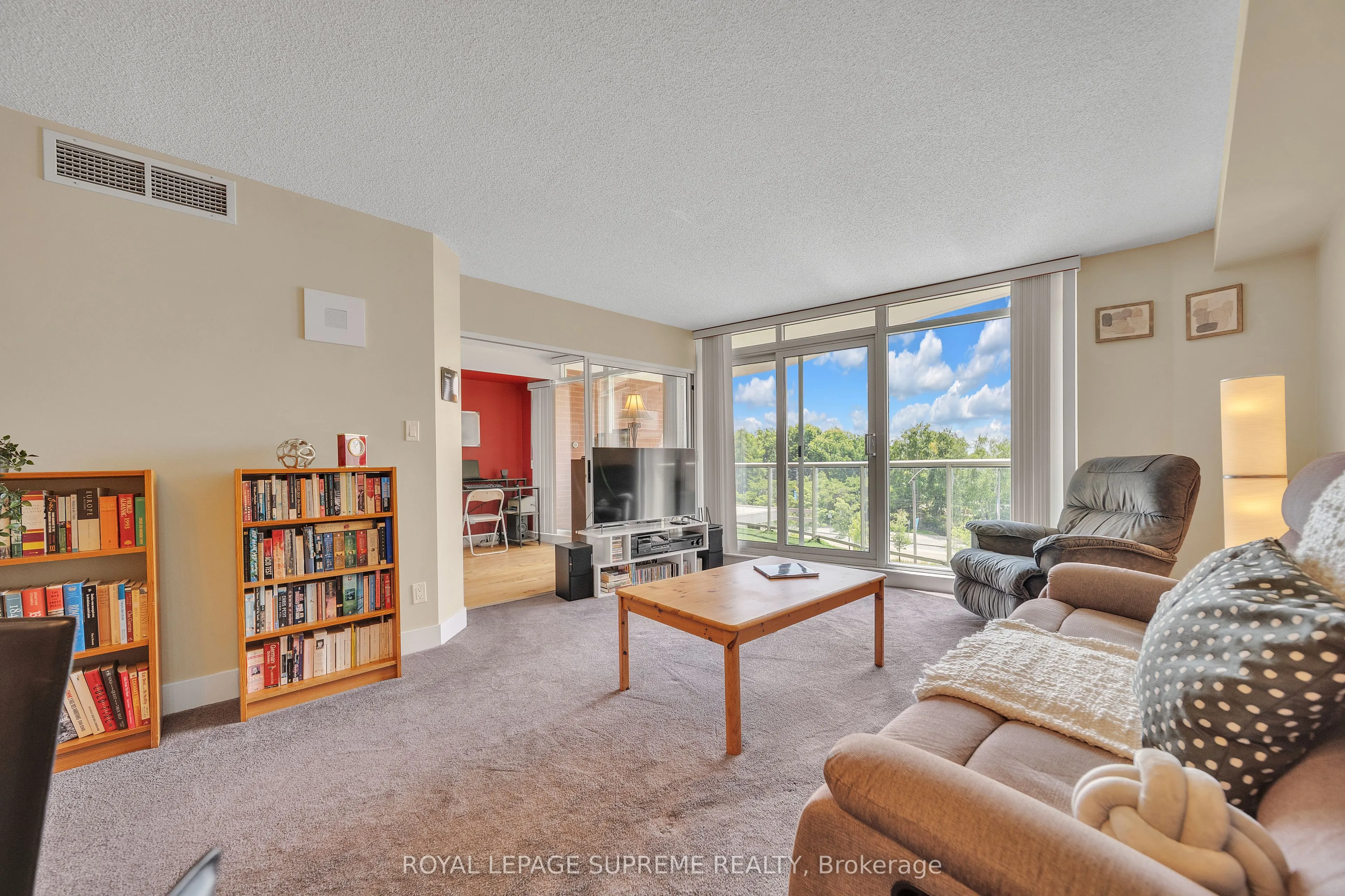 550 Queens Quay W, #416