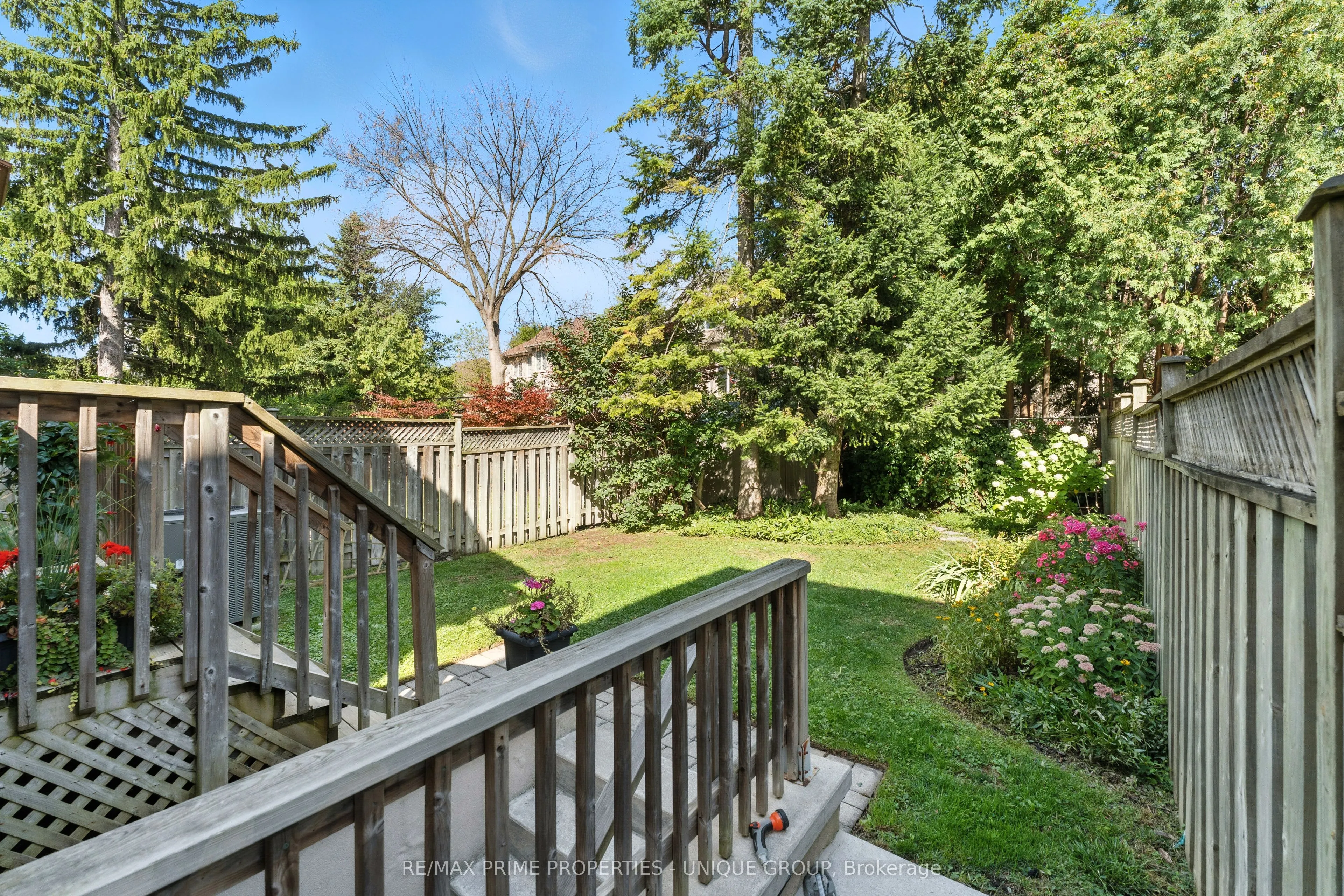 276 Greenfield Avenue