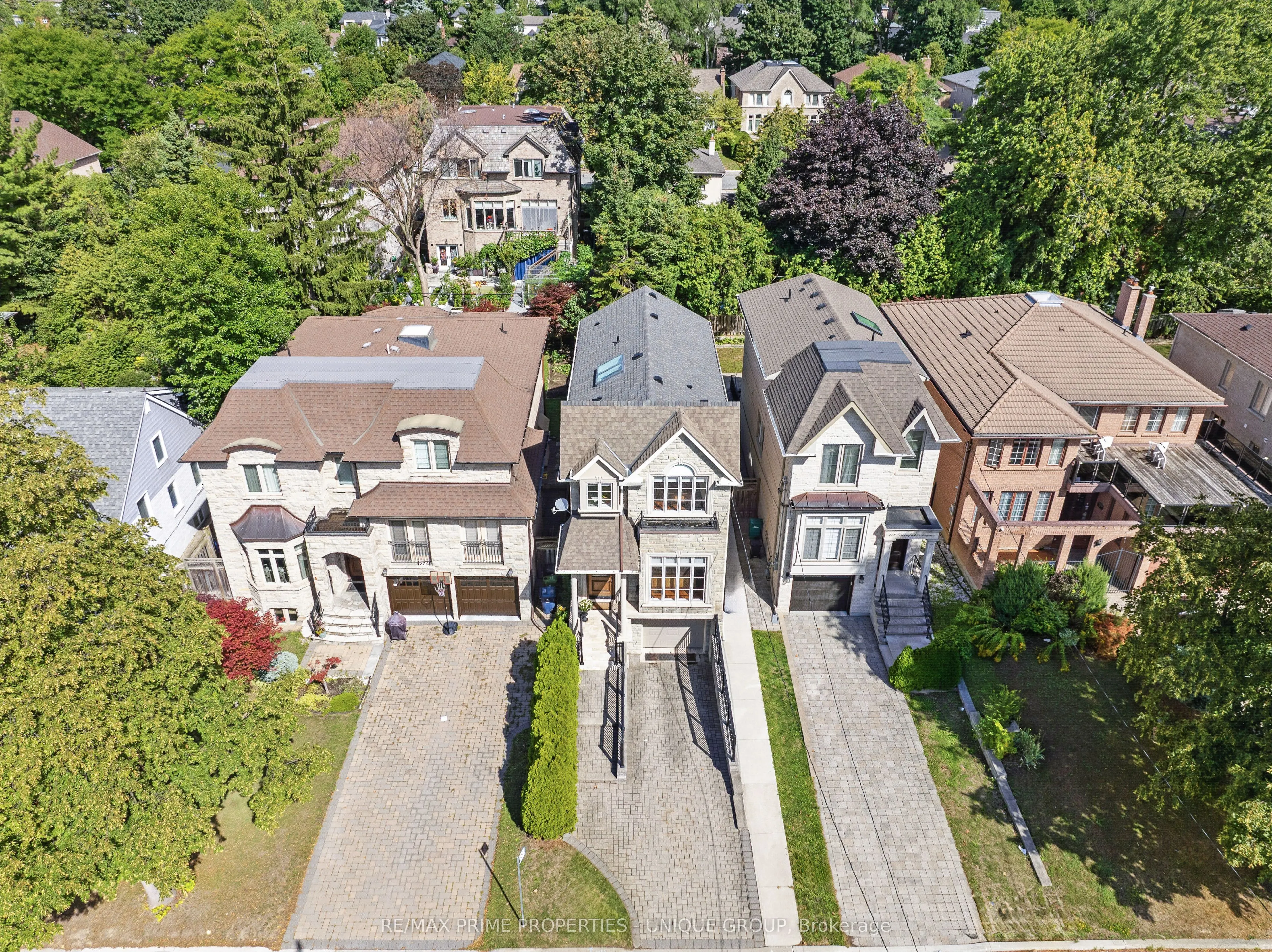 276 Greenfield Avenue