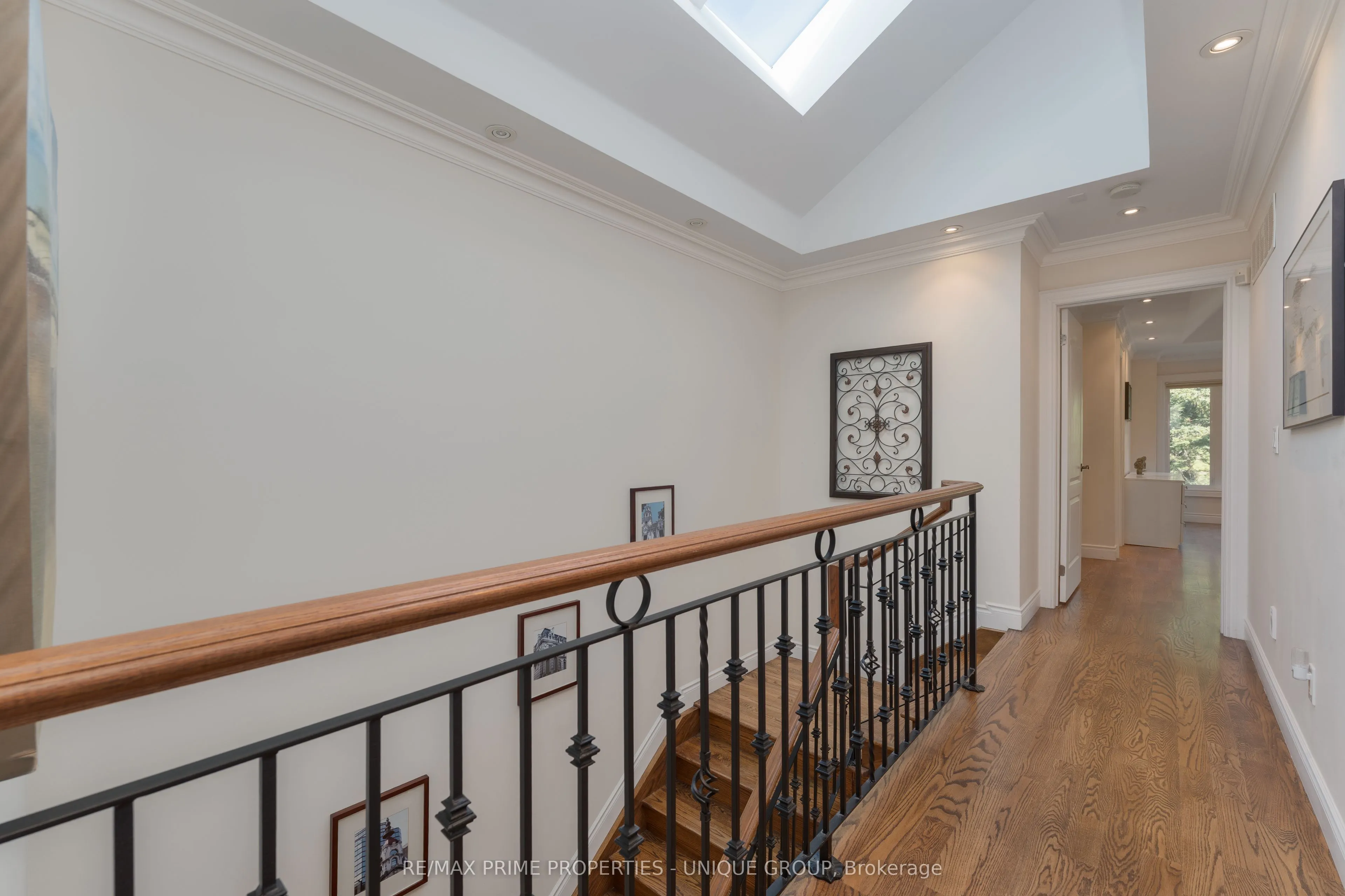 276 Greenfield Avenue