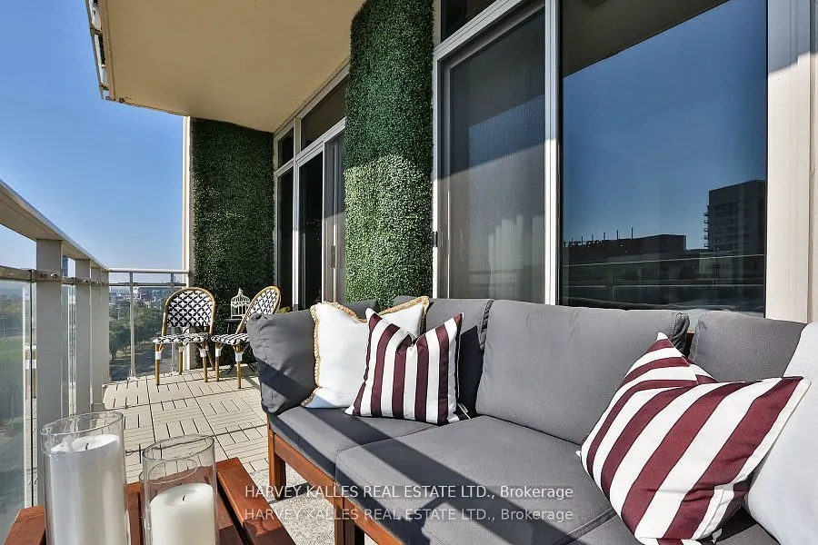 21 Grand Magazine Street, #1402