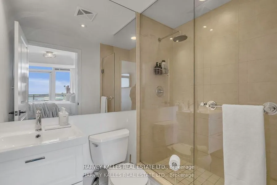 21 Grand Magazine Street, #1402