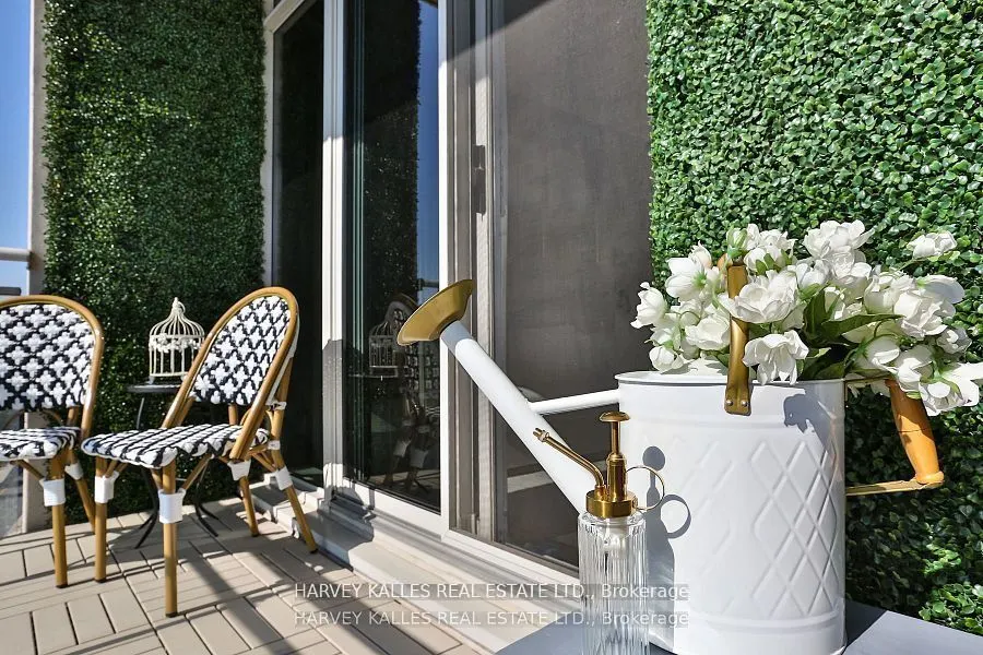 21 Grand Magazine Street, #1402