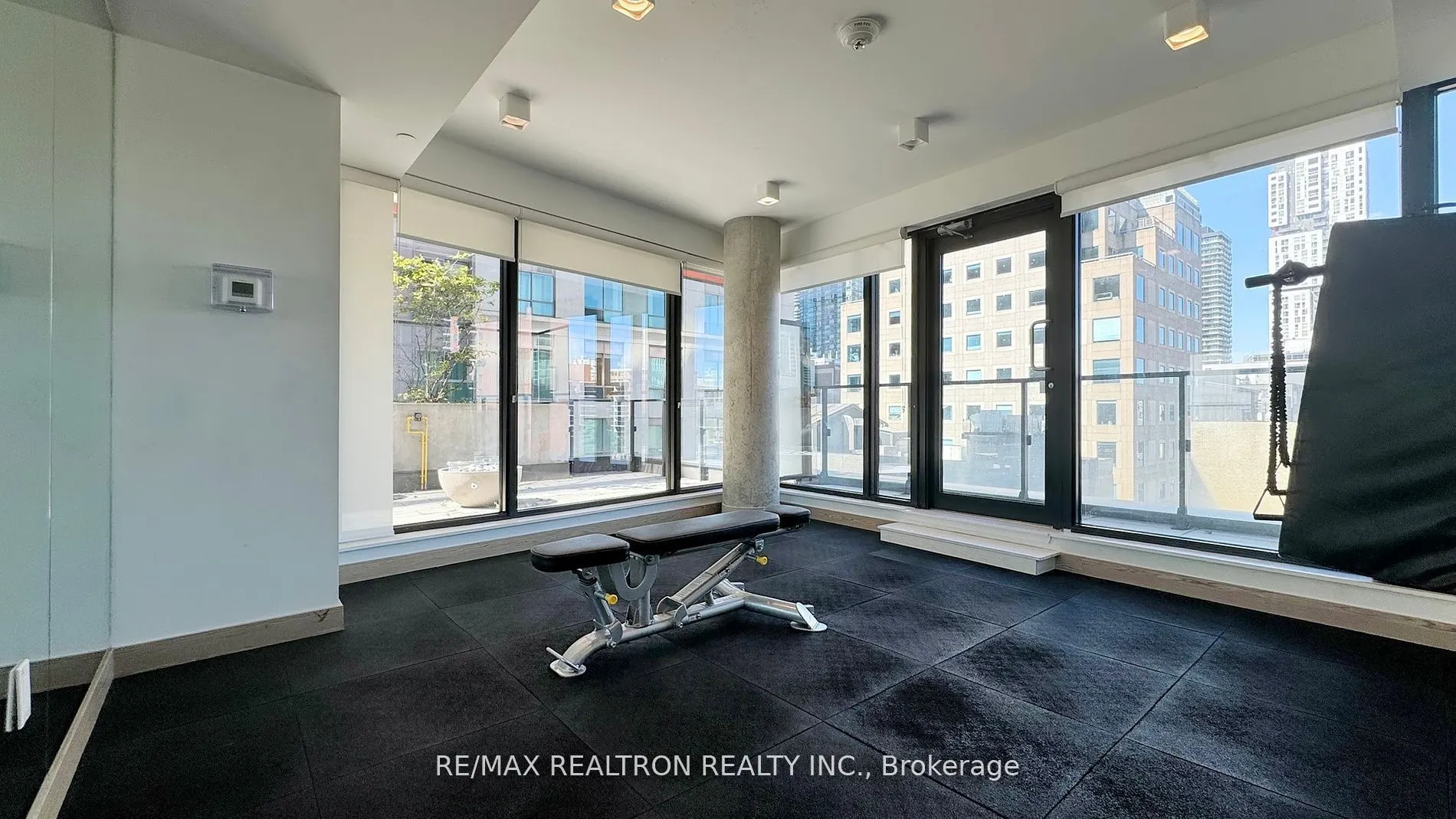 215 Queen Street W, #1016