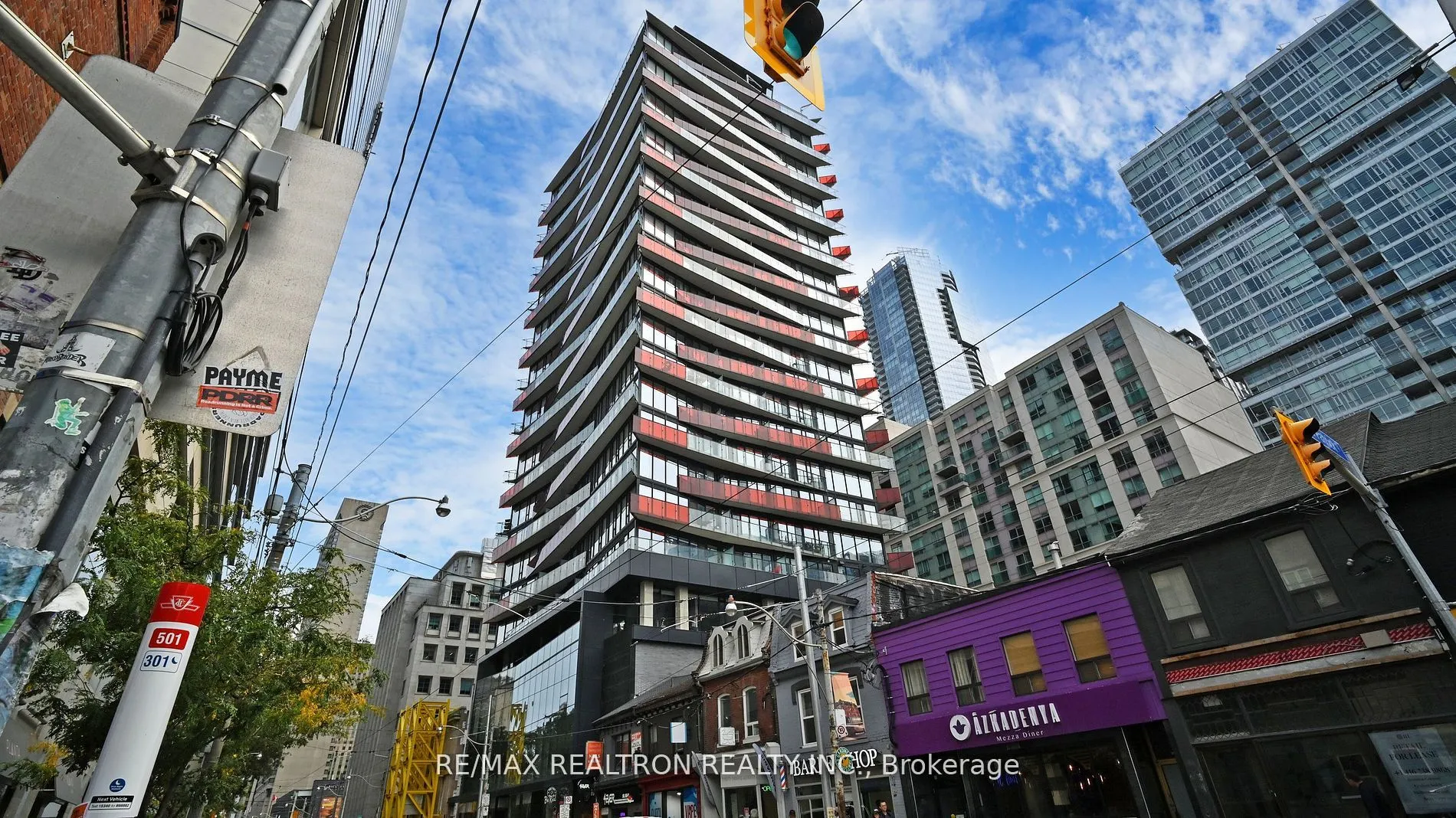 215 Queen Street W, #1016