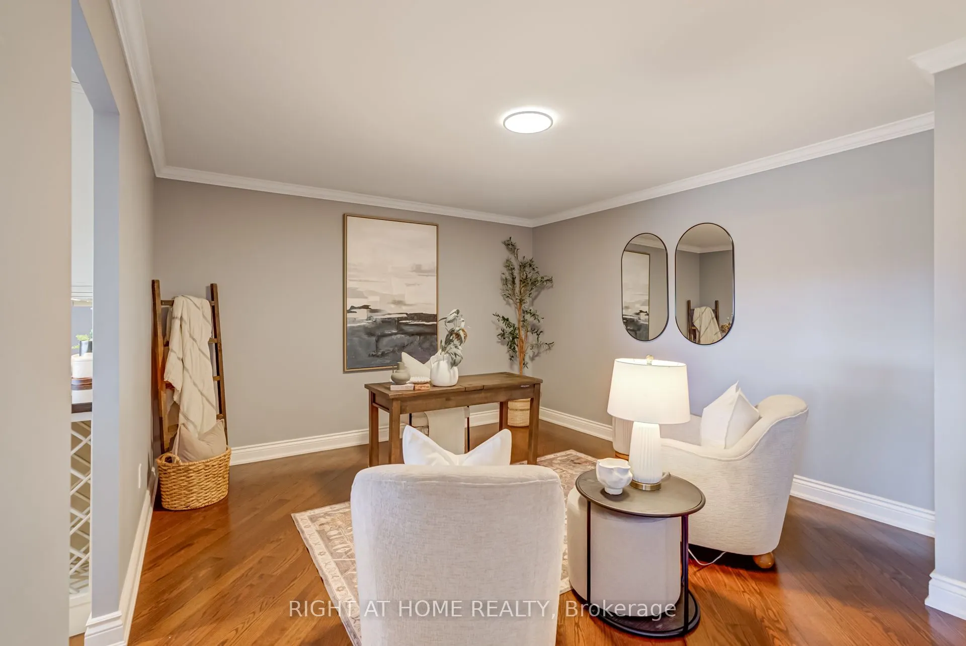 65 Skymark Drive, #707