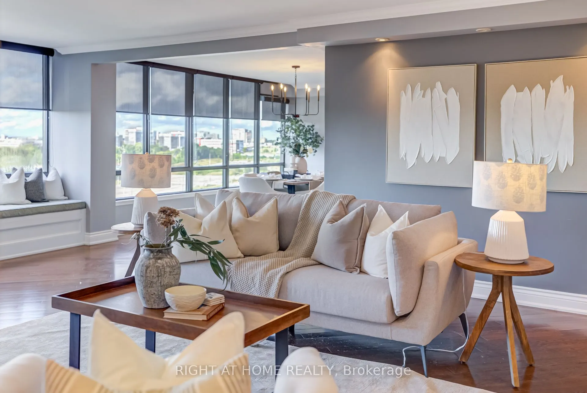 65 Skymark Drive, #707