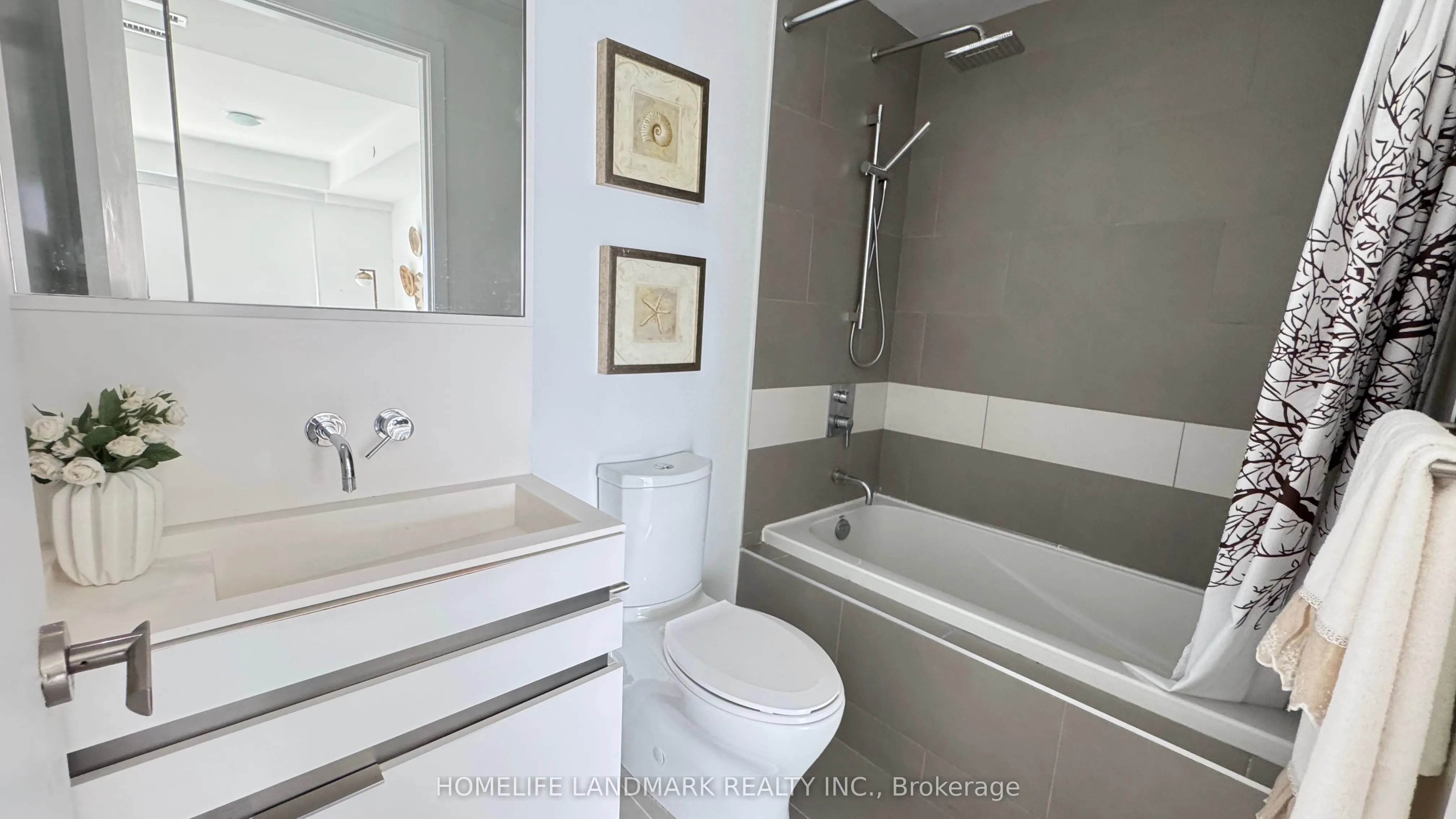 197 Yonge Street, #2808