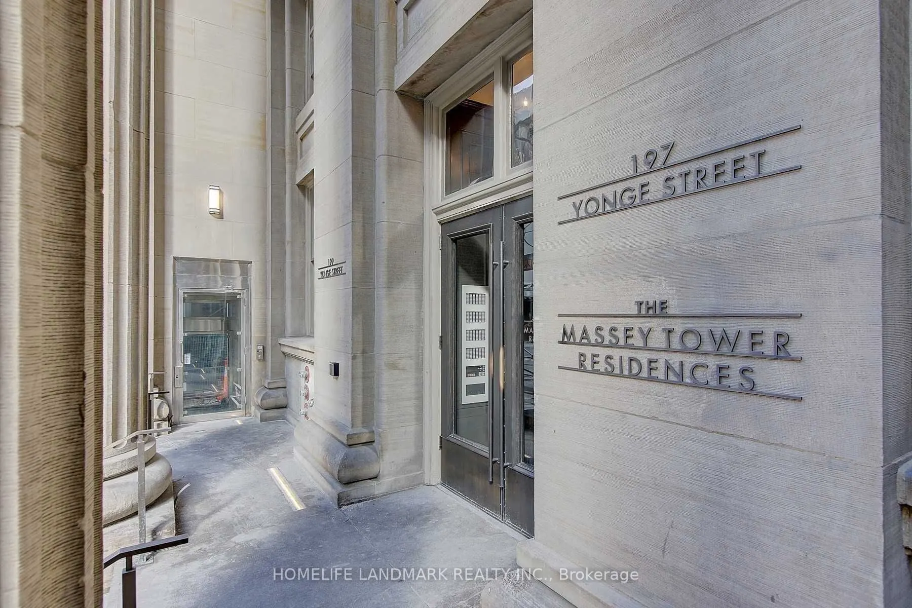 197 Yonge Street, #2808