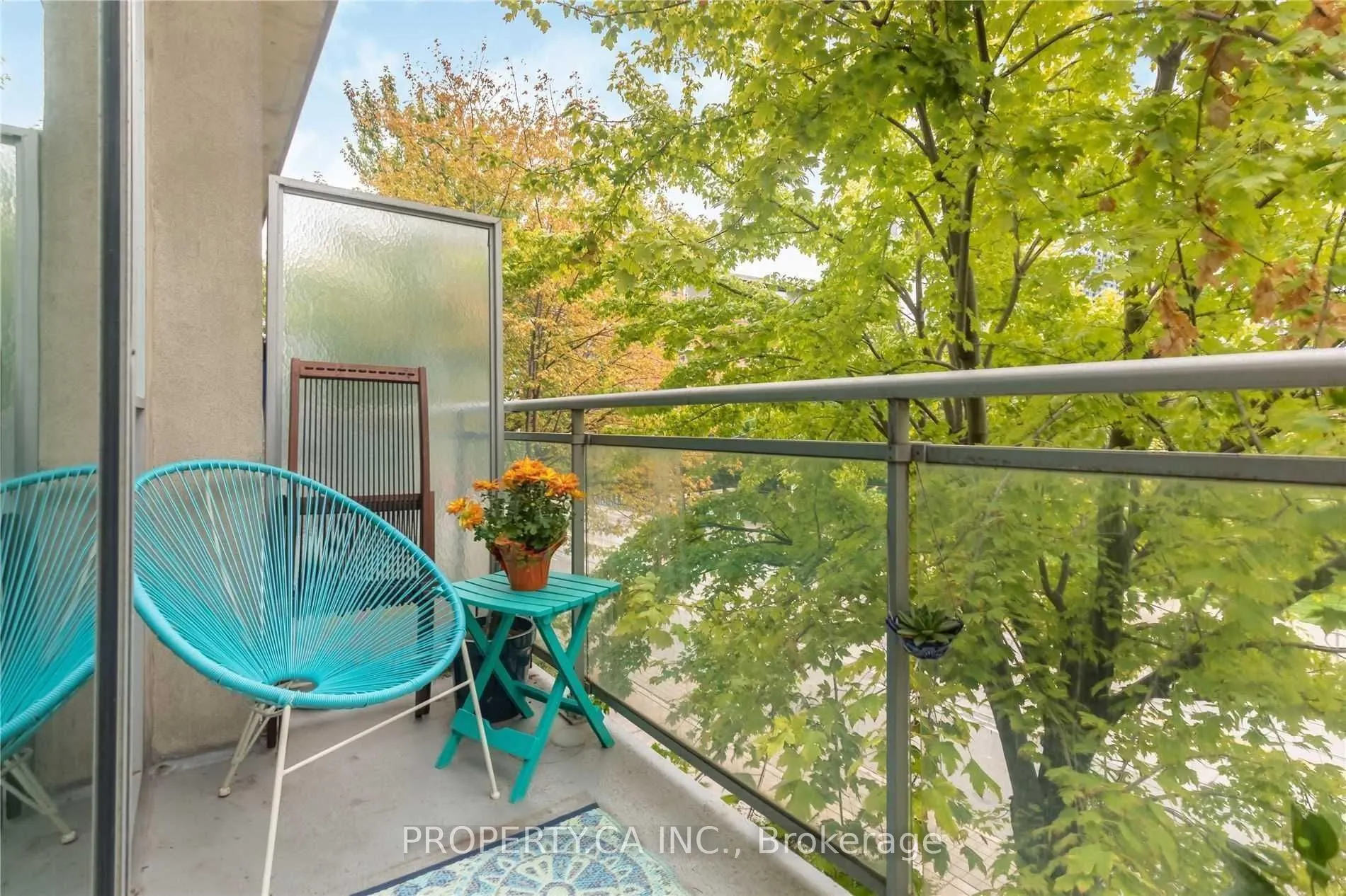 954 King Street W, #302