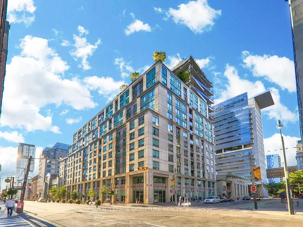 168 Simcoe Street, #318