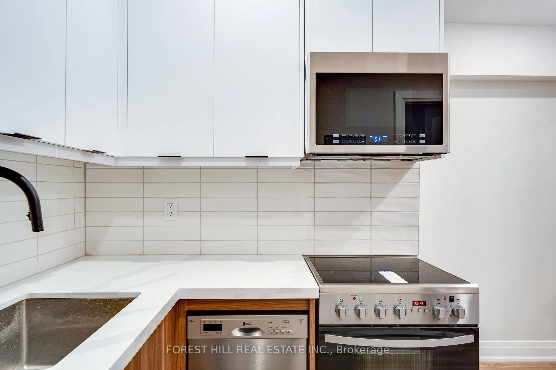 1 Greensides Avenue, #2